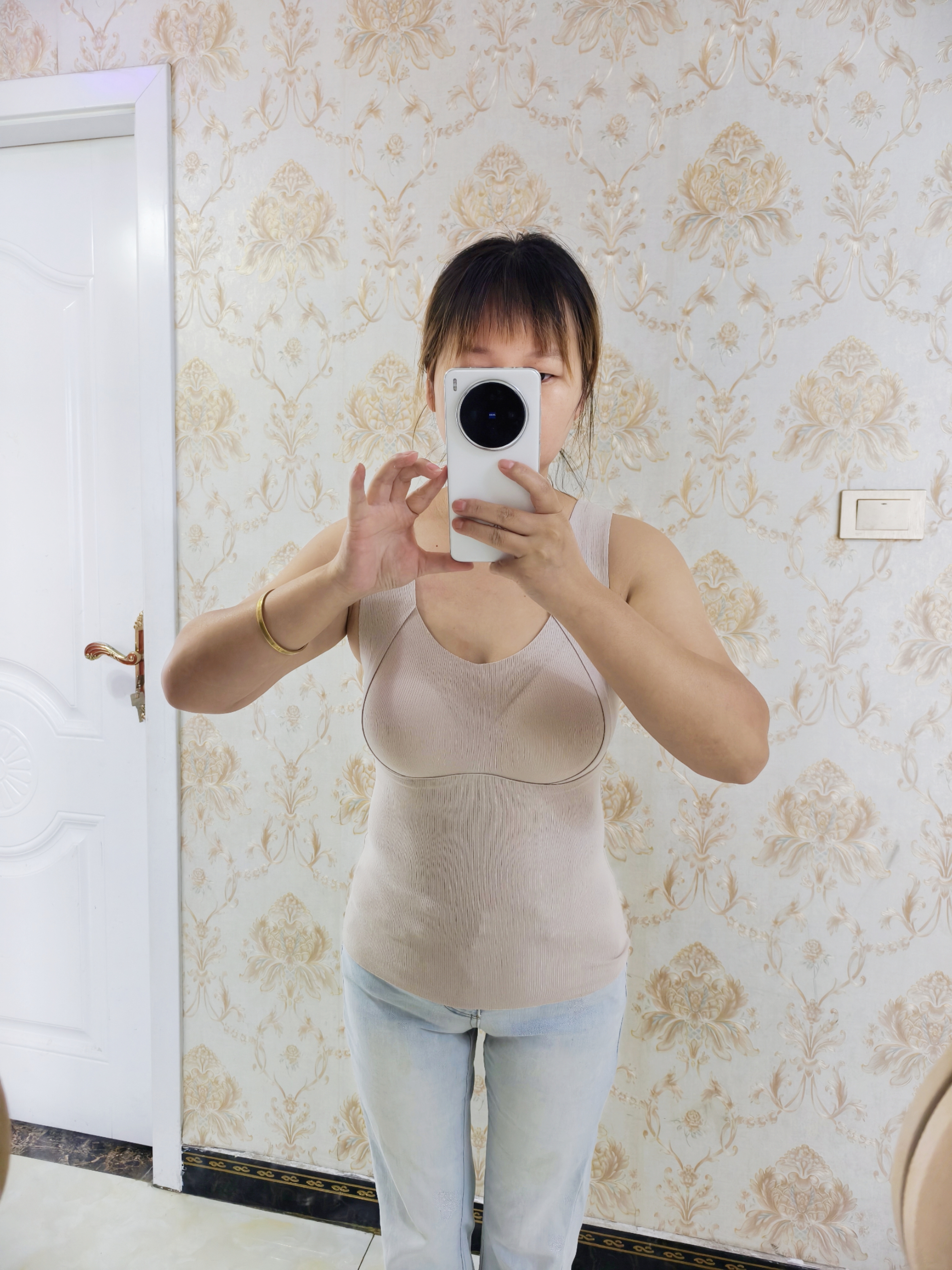 猫人【羊绒蚕丝】10A抑菌双面磨绒防螨保暖背心女带胸垫保暖上衣 实拍图