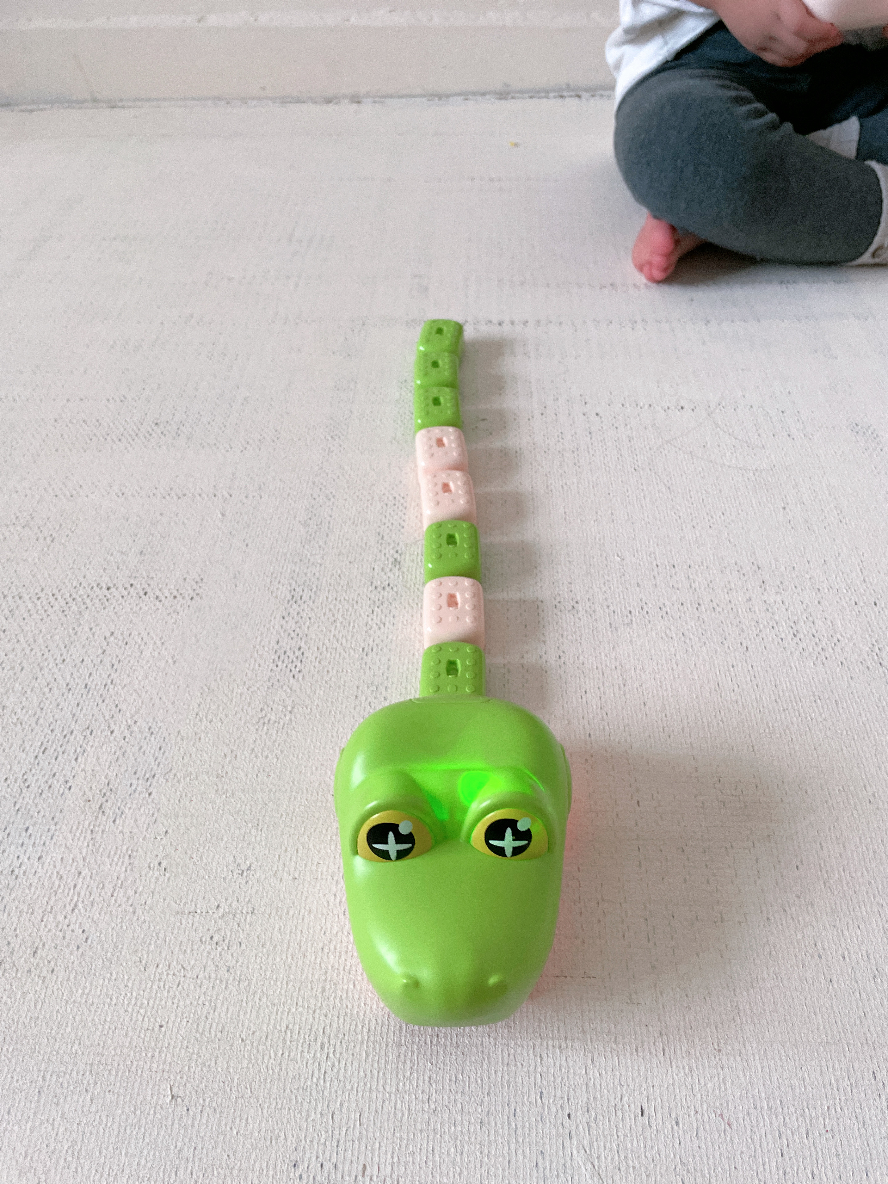 索迪儿童磁力吞吃蛇玩具遥控贪吃大作战电动游戏机3-6岁男孩女孩礼物 实拍图