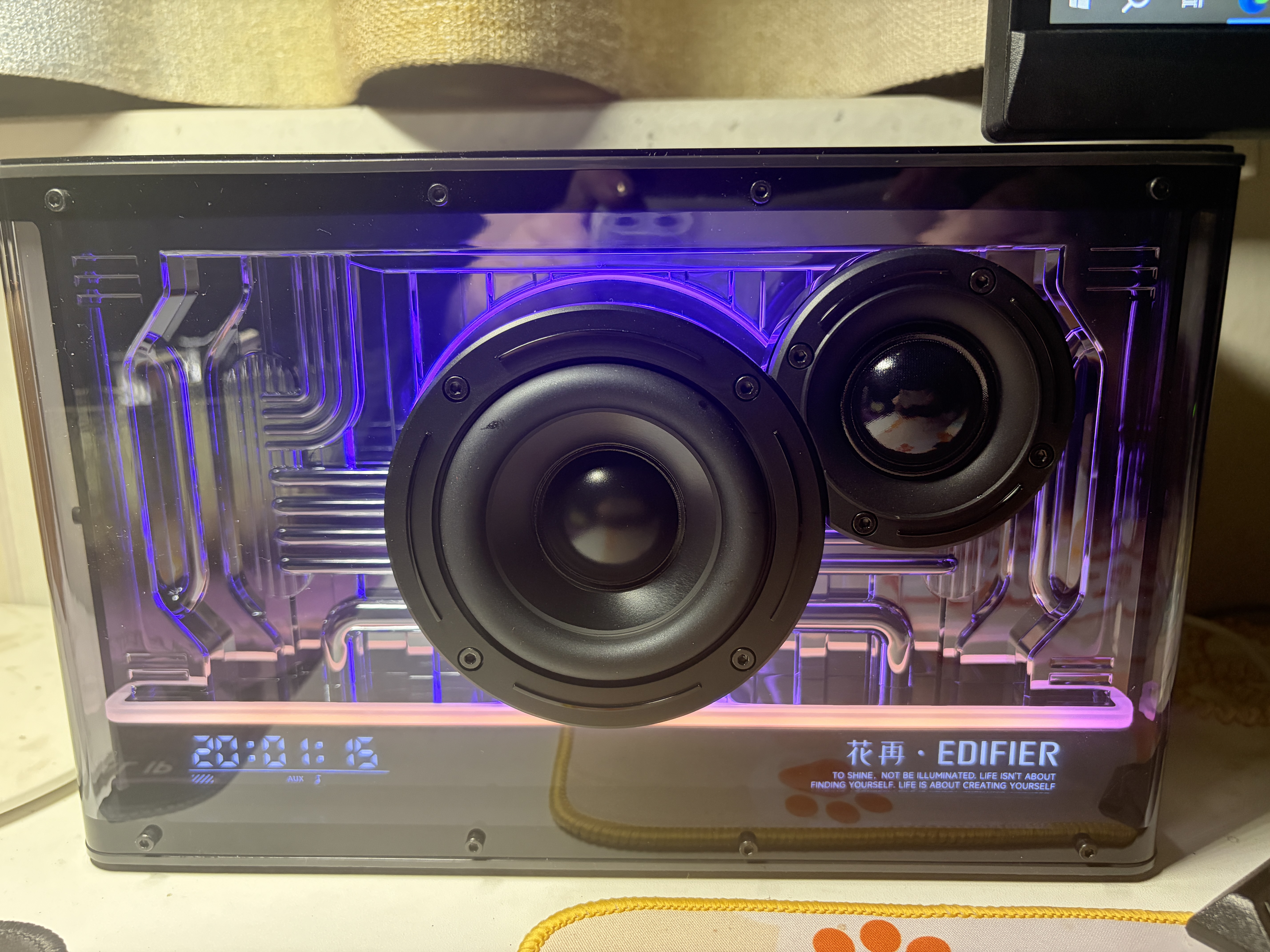 漫步者花再NEW-X PRO 光冷能量音箱 蓝牙电脑音响 电玩桌面高保真 潮流氛围灯 幻夜黑 实拍图
