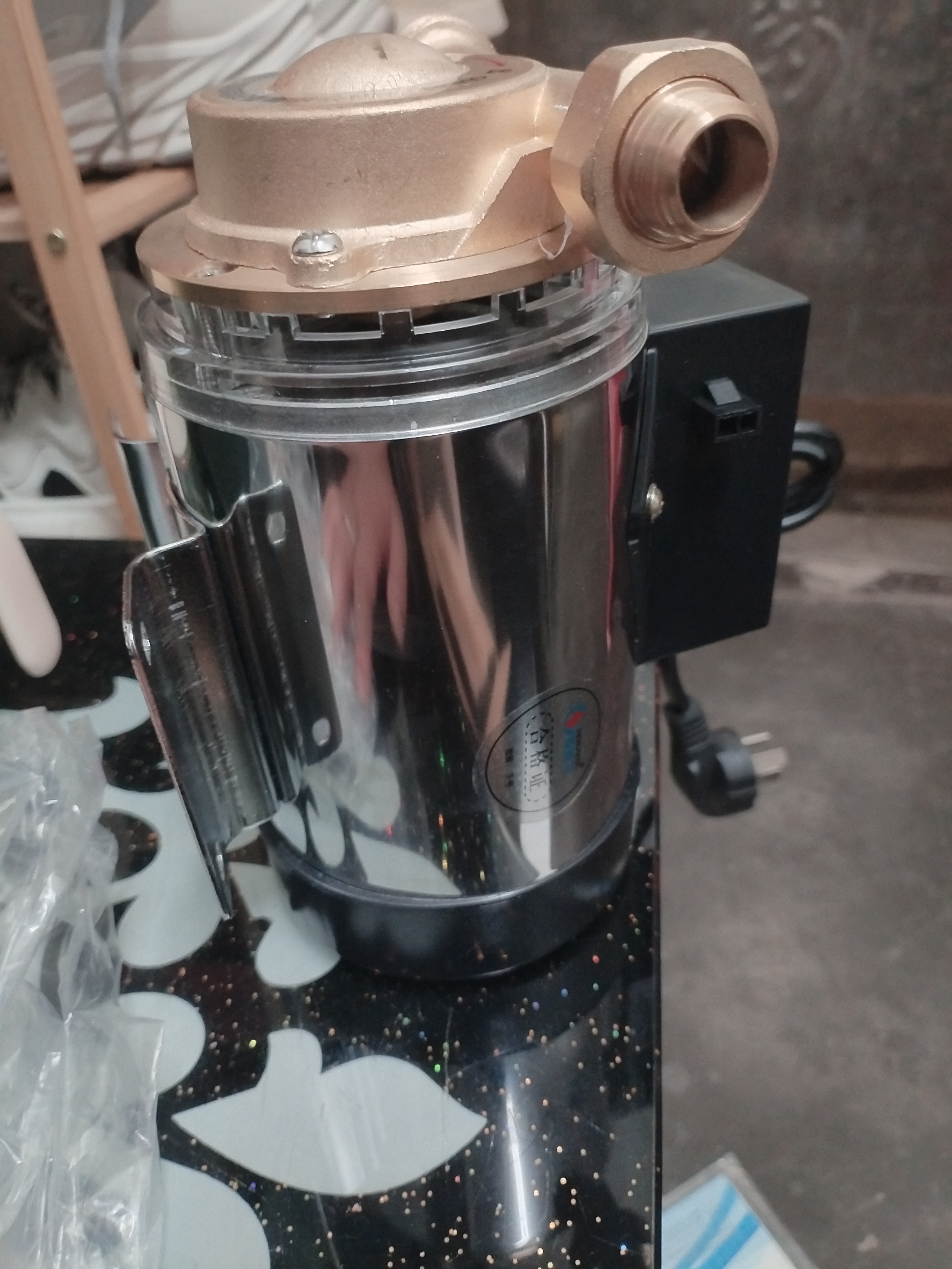 恒格尔增压泵家用全自动太阳能热水器加压泵自来水小型水泵微型管道泵 280W【全屋用水增压】 实拍图