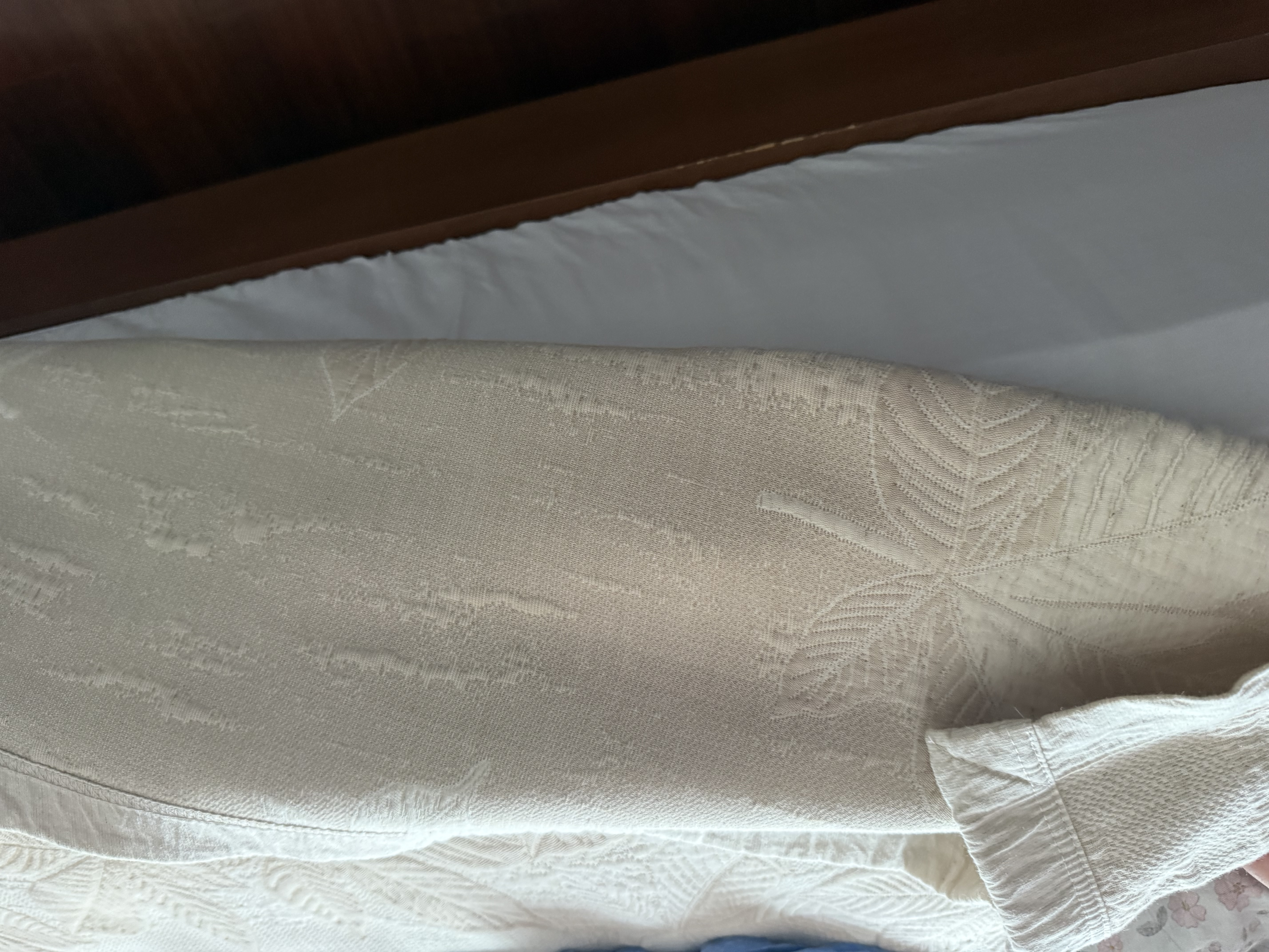 SweetNight护脊大师记忆棉床垫独袋弹簧支撑可拆洗席梦思1.8*2米软硬适中 实拍图
