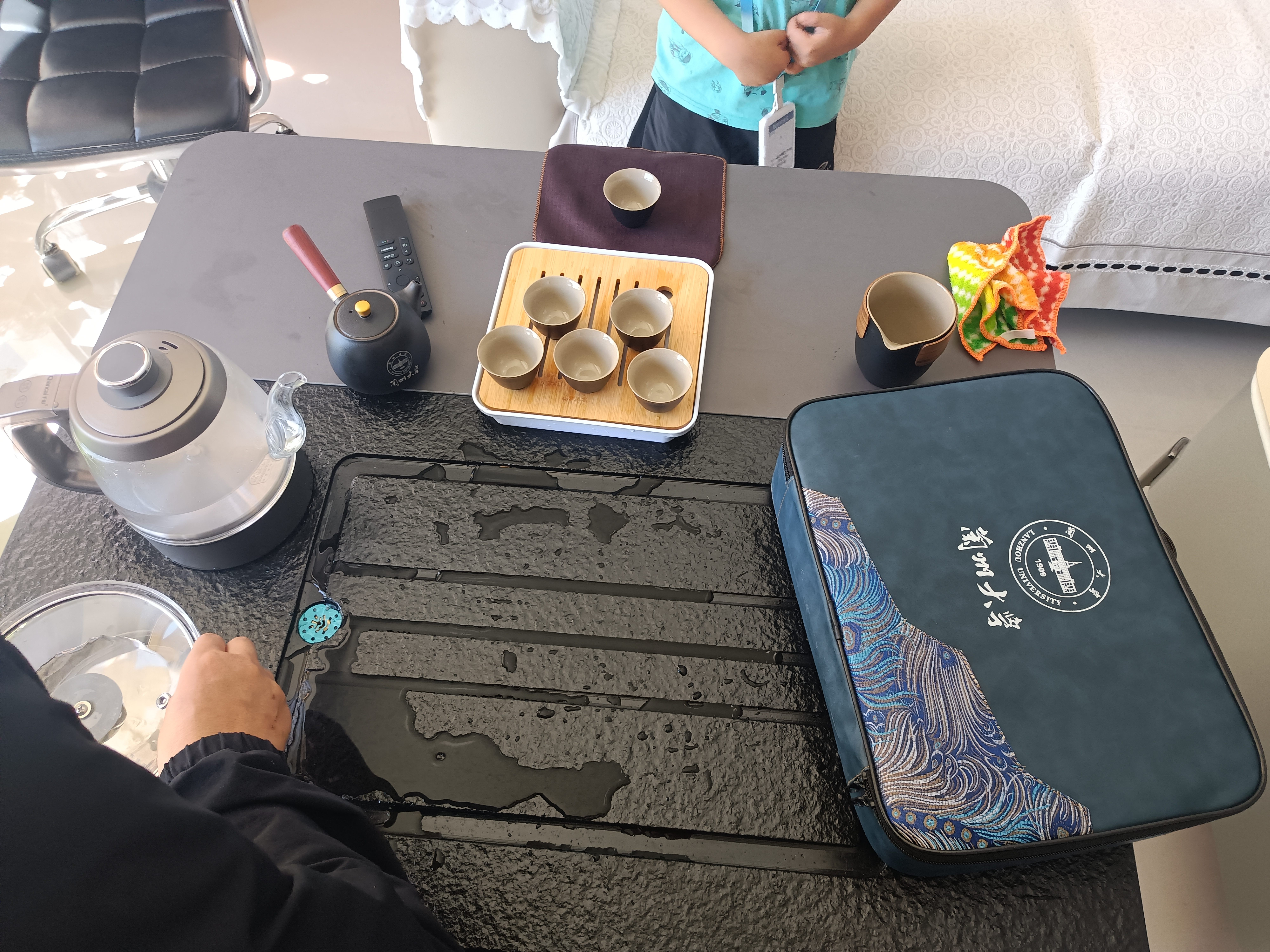 柯诺适家茶台茶几客厅沙发边几现代轻奢火烧石茶桌移动茶几折叠边几茶水柜 多功能茶台-胡桃灰色【带2凳】 实拍图