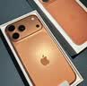 Apple/苹果【点击“立即领取“享补贴】iPhone 17 Pro Max 256GB 星宇橙色 移动联通电信5G双卡双待手机 实拍图