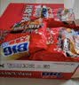 康师傅方便面 混合装 大食桶红烧+酸菜+香辣+番茄143g*12 泡面整箱速食 实拍图