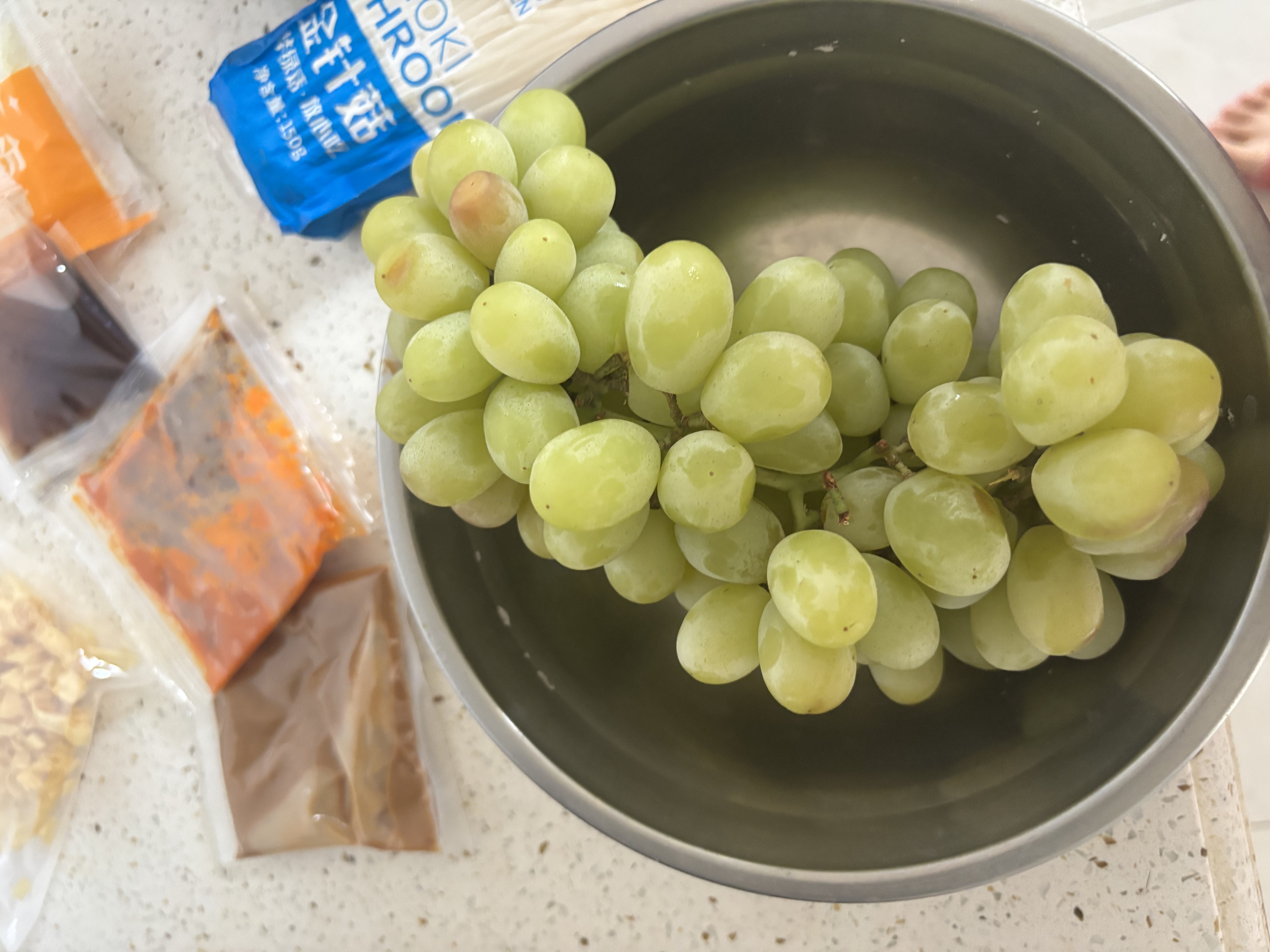 京地达新疆无核白葡萄原框净重4.5斤单果3g+京东自营水果源头直发包邮 实拍图