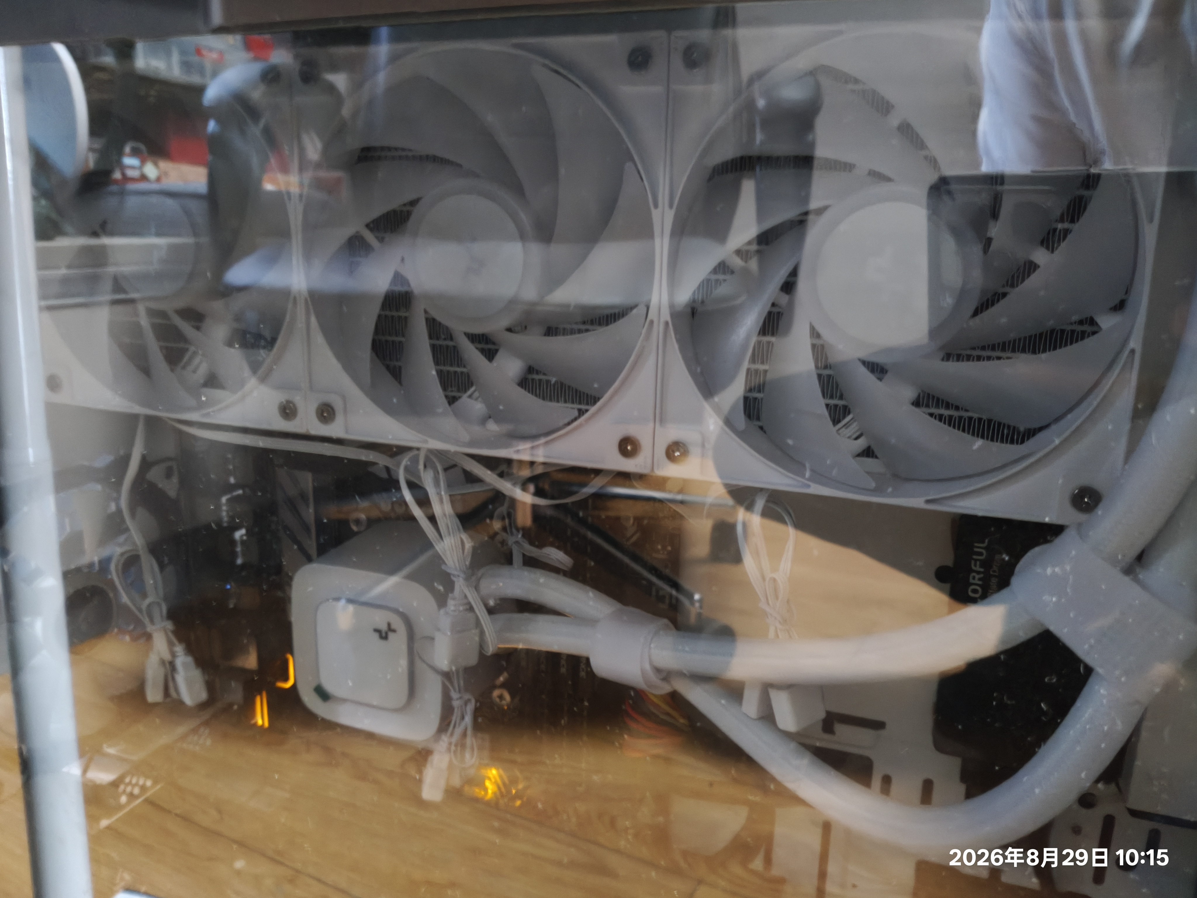 九州风神（DEEPCOOL）冰果360水冷CPU散热器白色/300W/动感果冻光效/PWM调速水泵/3年质保/支持1851 实拍图