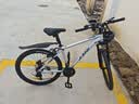 京东京造 XC350山地自行车铝合金禧玛诺21速油压碟刹成年人学生17寸时空银 实拍图