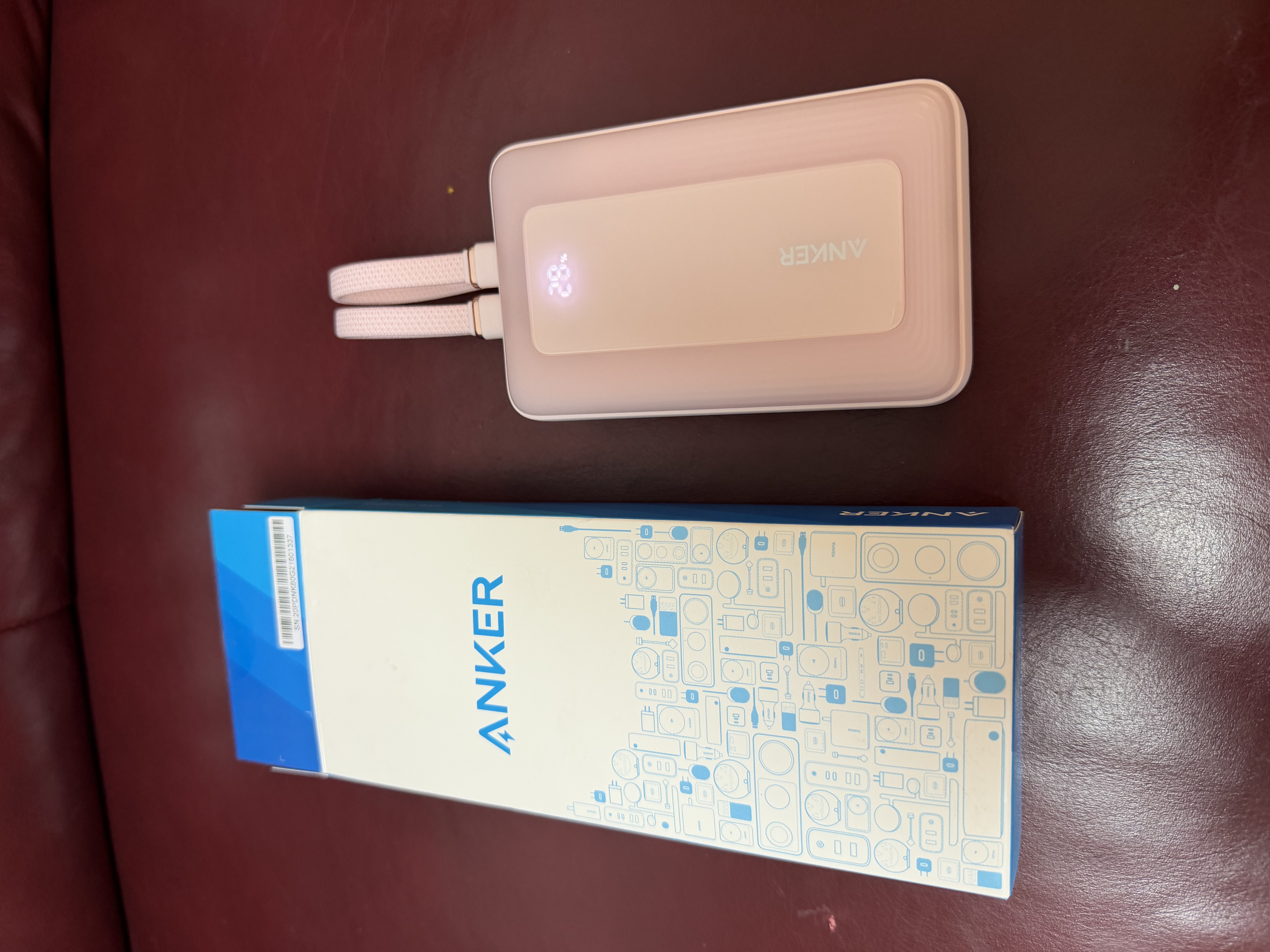 ANKER安克【新3C认证上飞机】旅行充电宝自带双c线45W20000毫安mAh超快充上飞机粉户外储能电源 实拍图