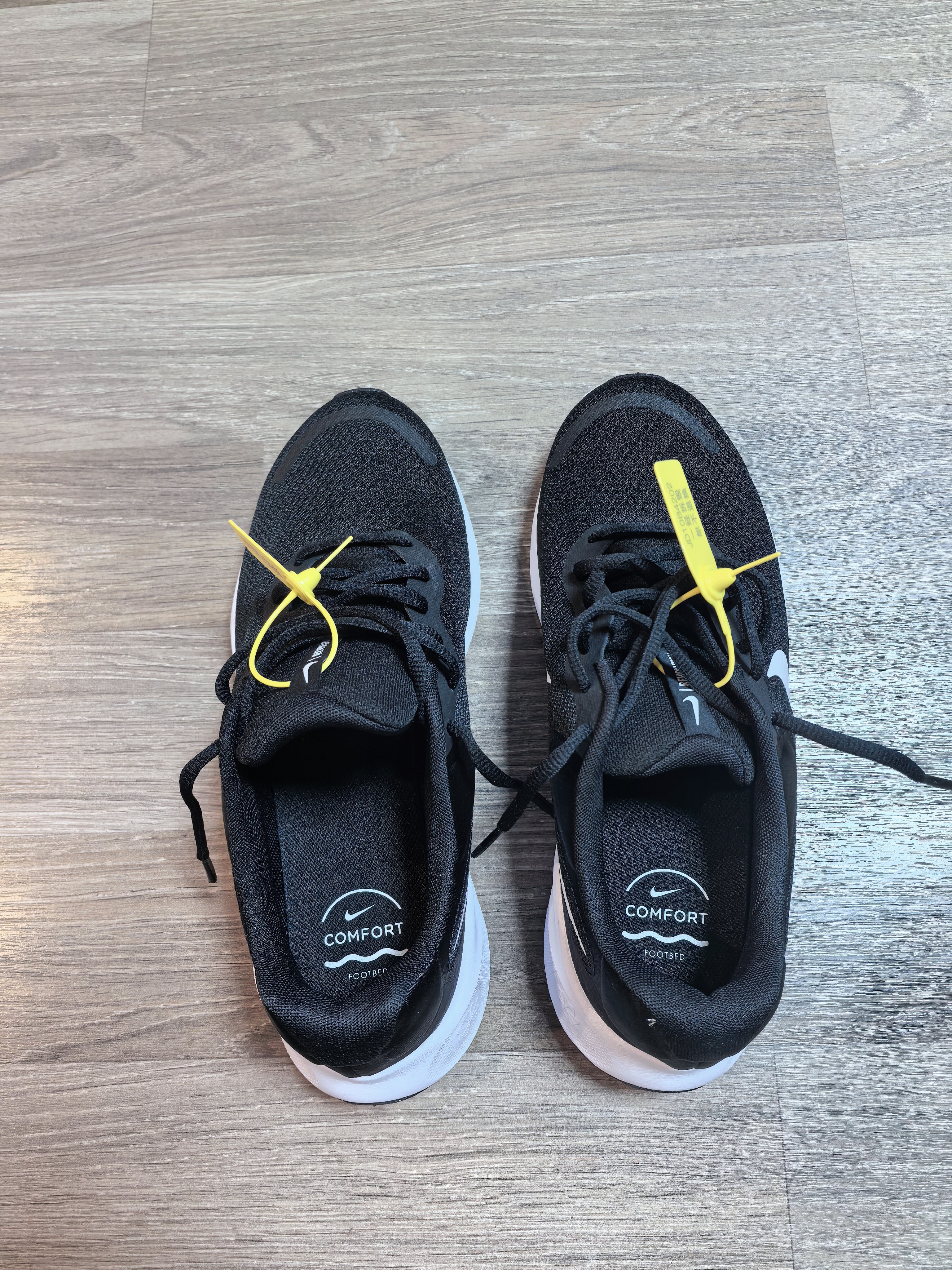 耐克NIKE男子跑步鞋REVOLUTION 7运动鞋春夏款FB2207-001黑白44 实拍图
