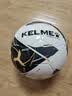 卡尔美（KELME）热粘合足球成人专业比赛训练耐磨标准5号球 黑金 5号 实拍图