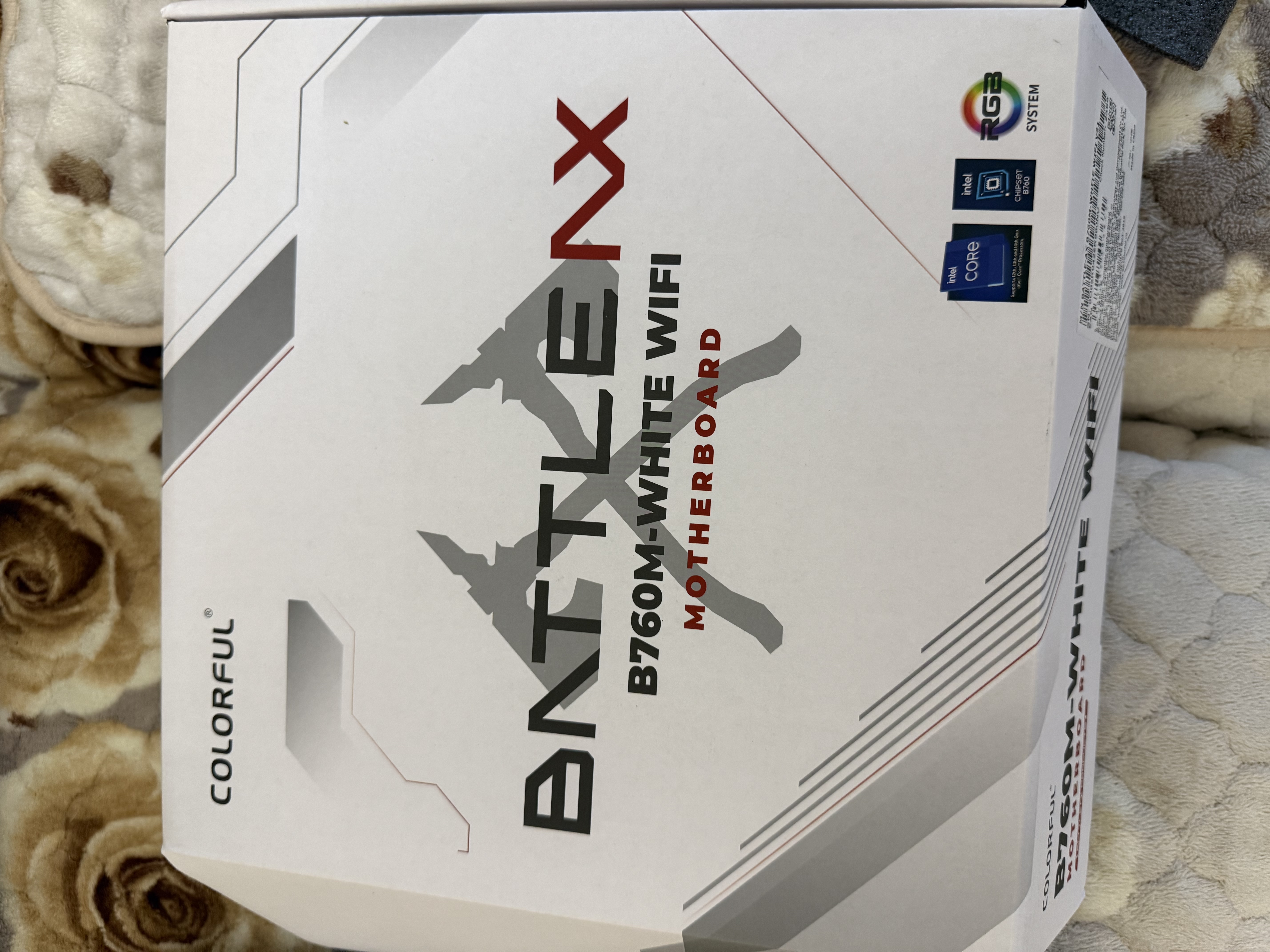 七彩虹（Colorful）BATTLE-AX B760M-WHITE WIFI D4 V21+英特尔(Intel)  i5-12600KF CPU 主板CPU套装 主板+CPU套装 实拍图