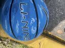 李宁（LI-NING）篮球儿童6-12岁比赛室内外蓝白款幼儿小学生青少年五号篮球099-1 实拍图