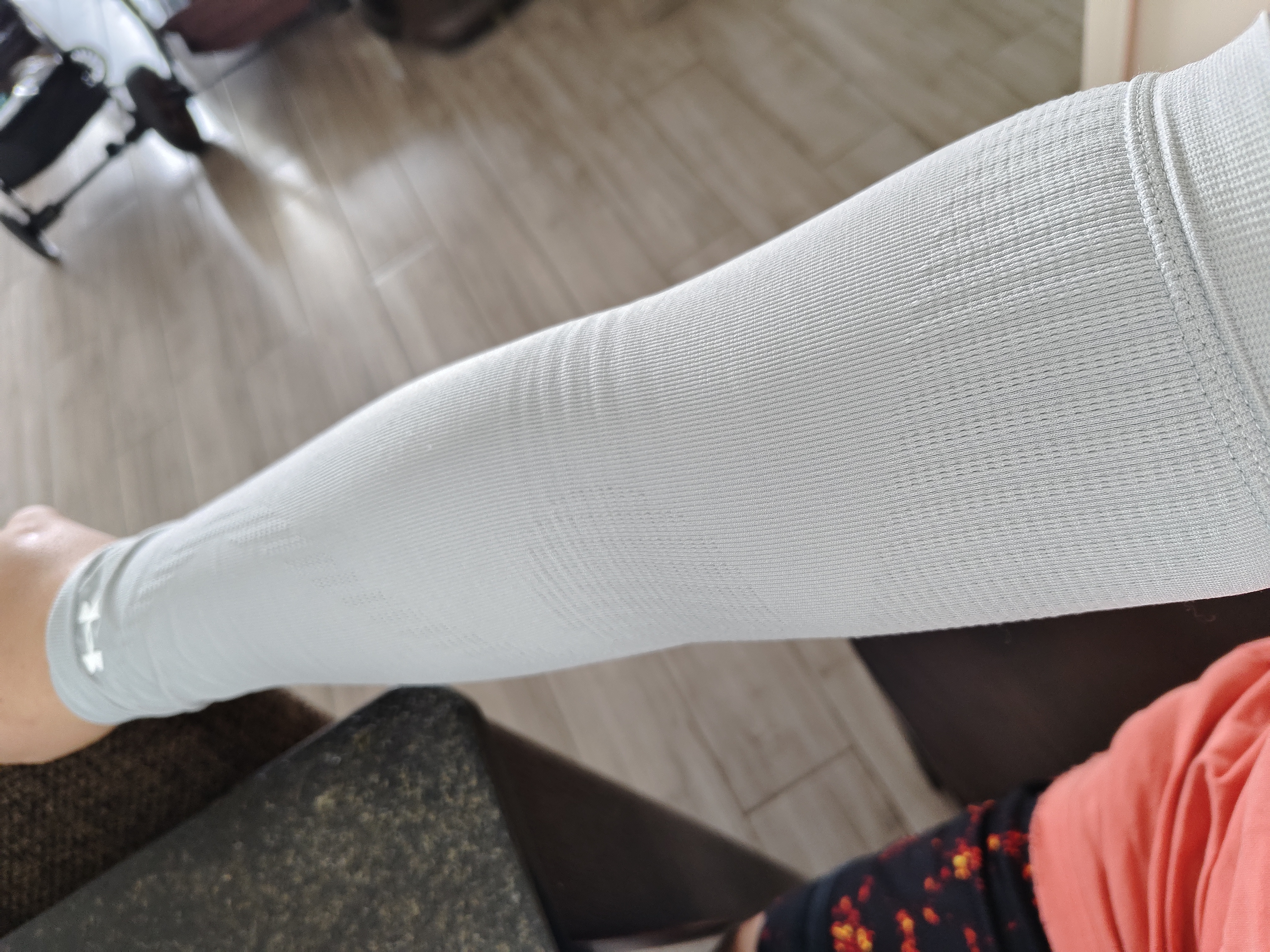 安德玛（Under Armour）骑行冰袖男女防晒袖套冰丝袖夏季防晒护袖护臂套袖开车钓鱼冰凉袖 实拍图