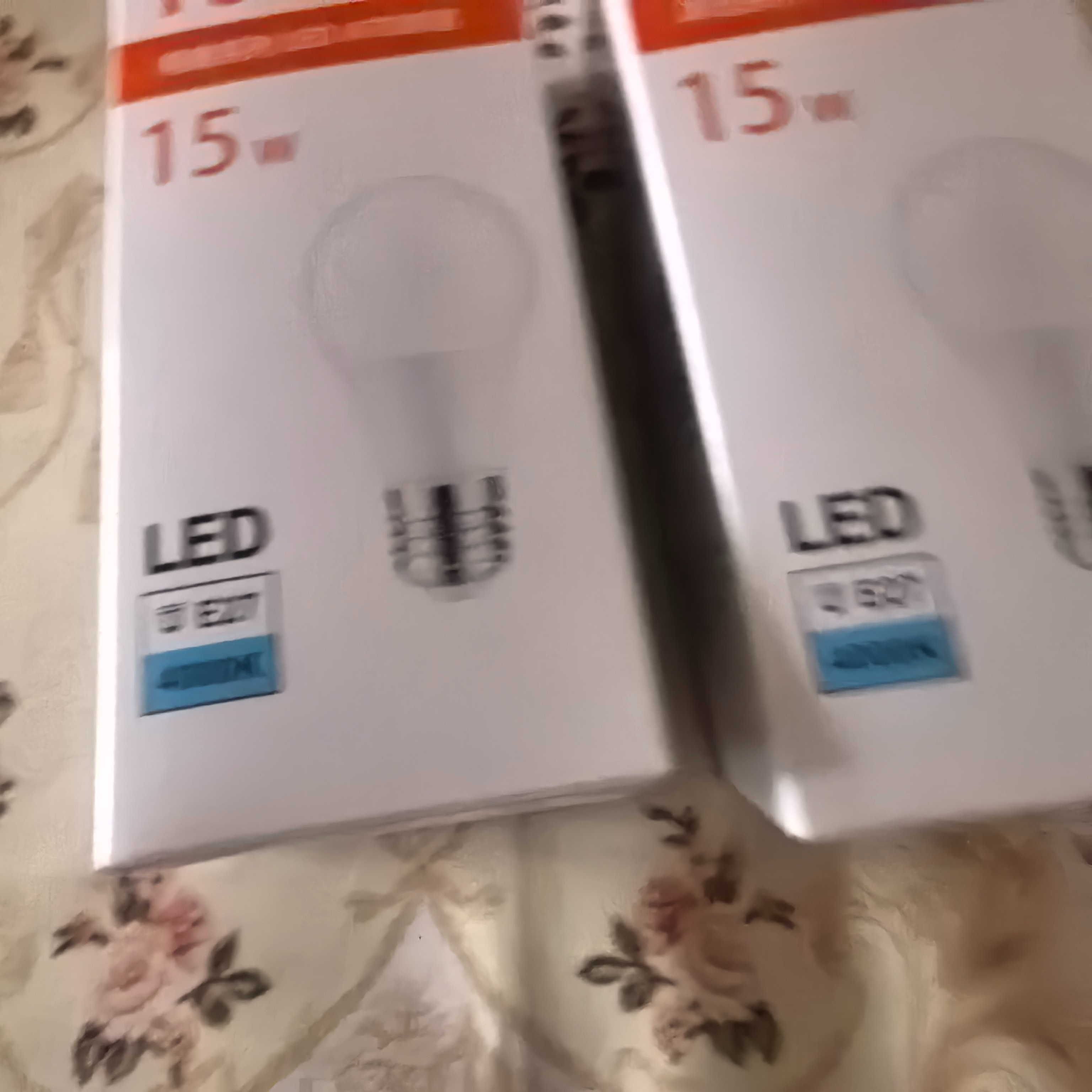 佛山照明（FSL）LED灯泡超亮节能光源无频闪RG0豁免级蓝光一级能效球泡E27螺口 15W 暖白光 明耀系列 实拍图