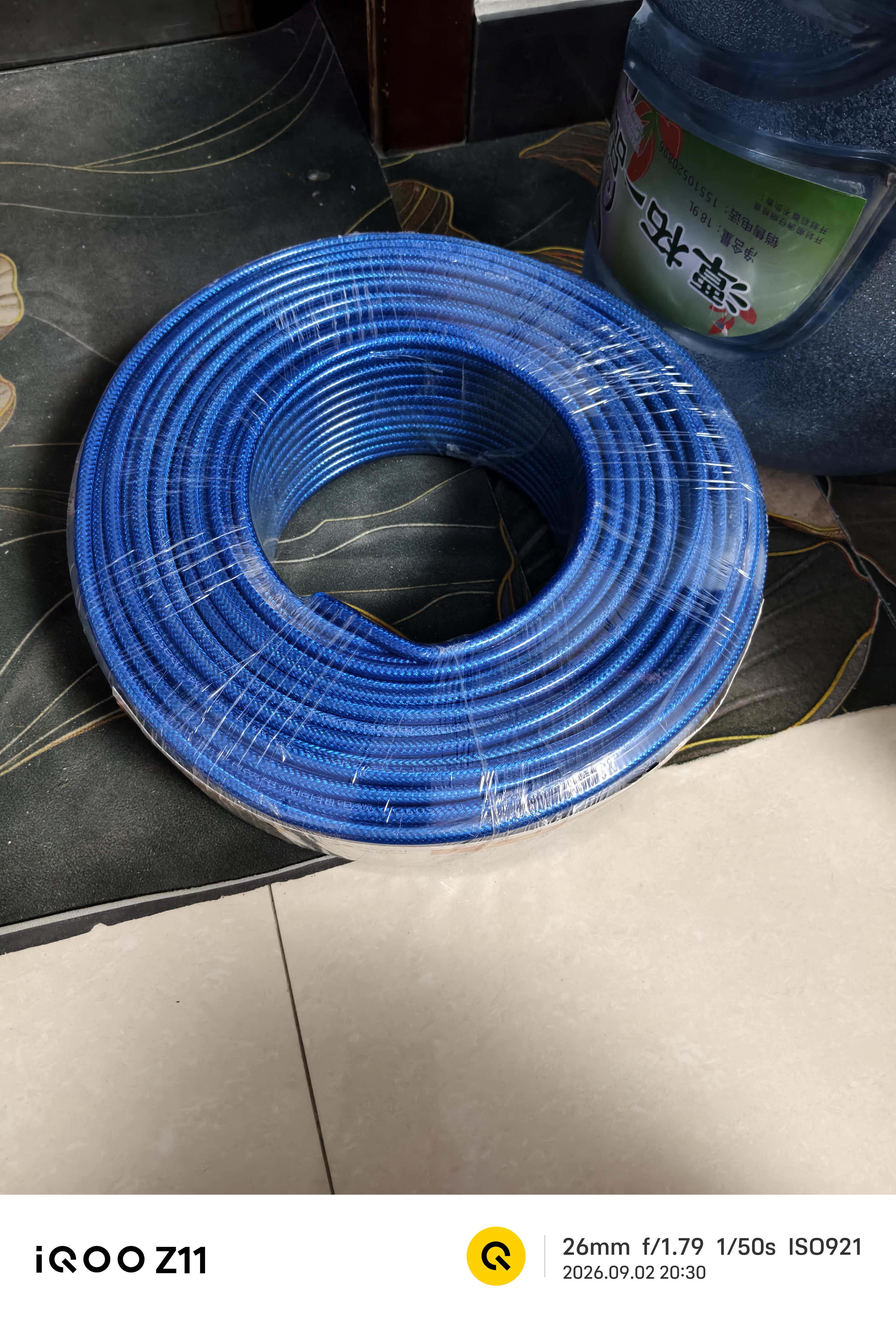 秋叶原（CHOSEAL）有线电视闭路线 数字高清信号连接射频线 双层屏蔽工程家装电视TV机顶盒专用 100米   QS2102T100S 实拍图