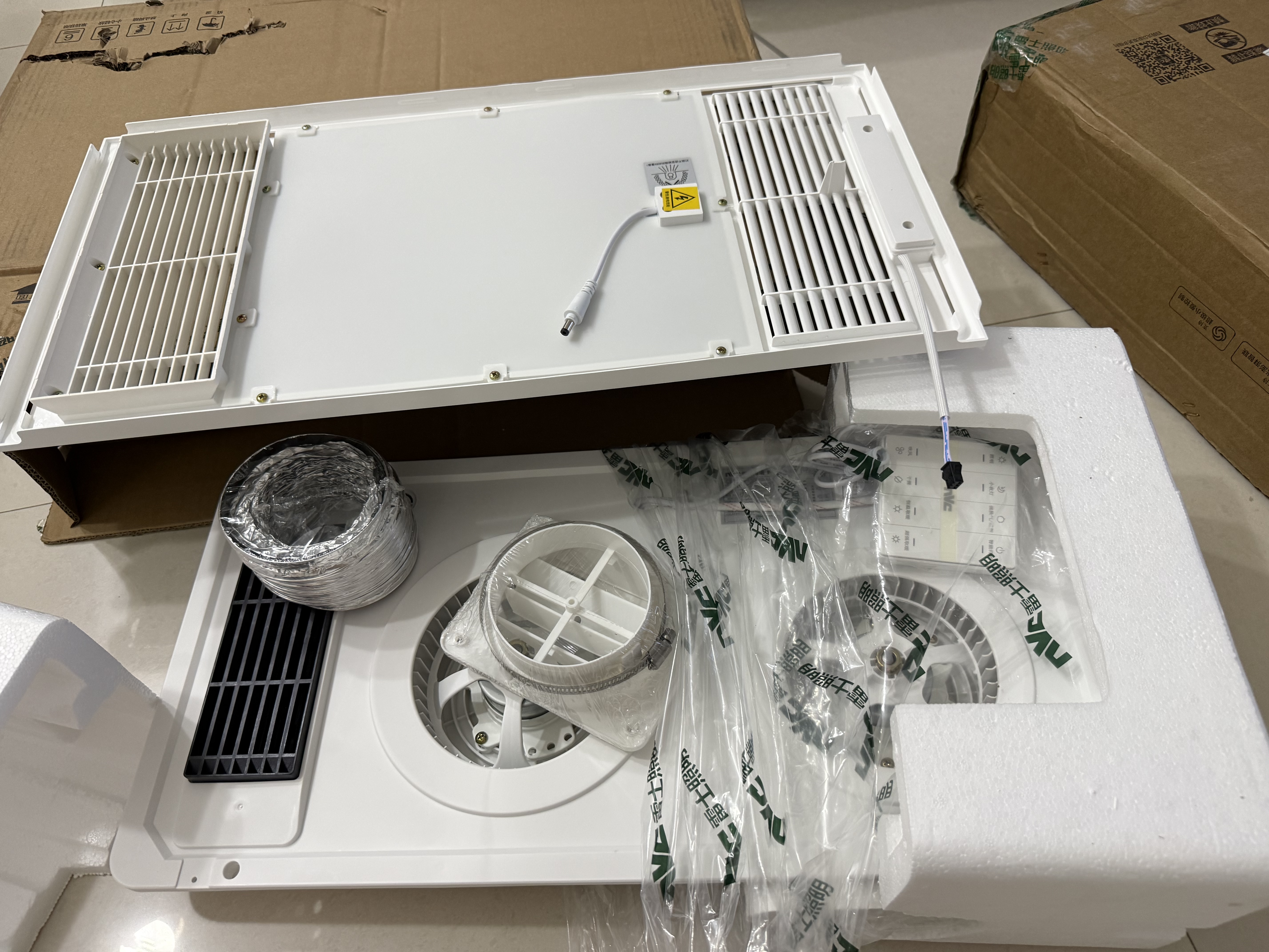 雷士（NVC）风暖浴霸超薄变频系列恒温杀菌换气暖风机Y417卫生间 实拍图