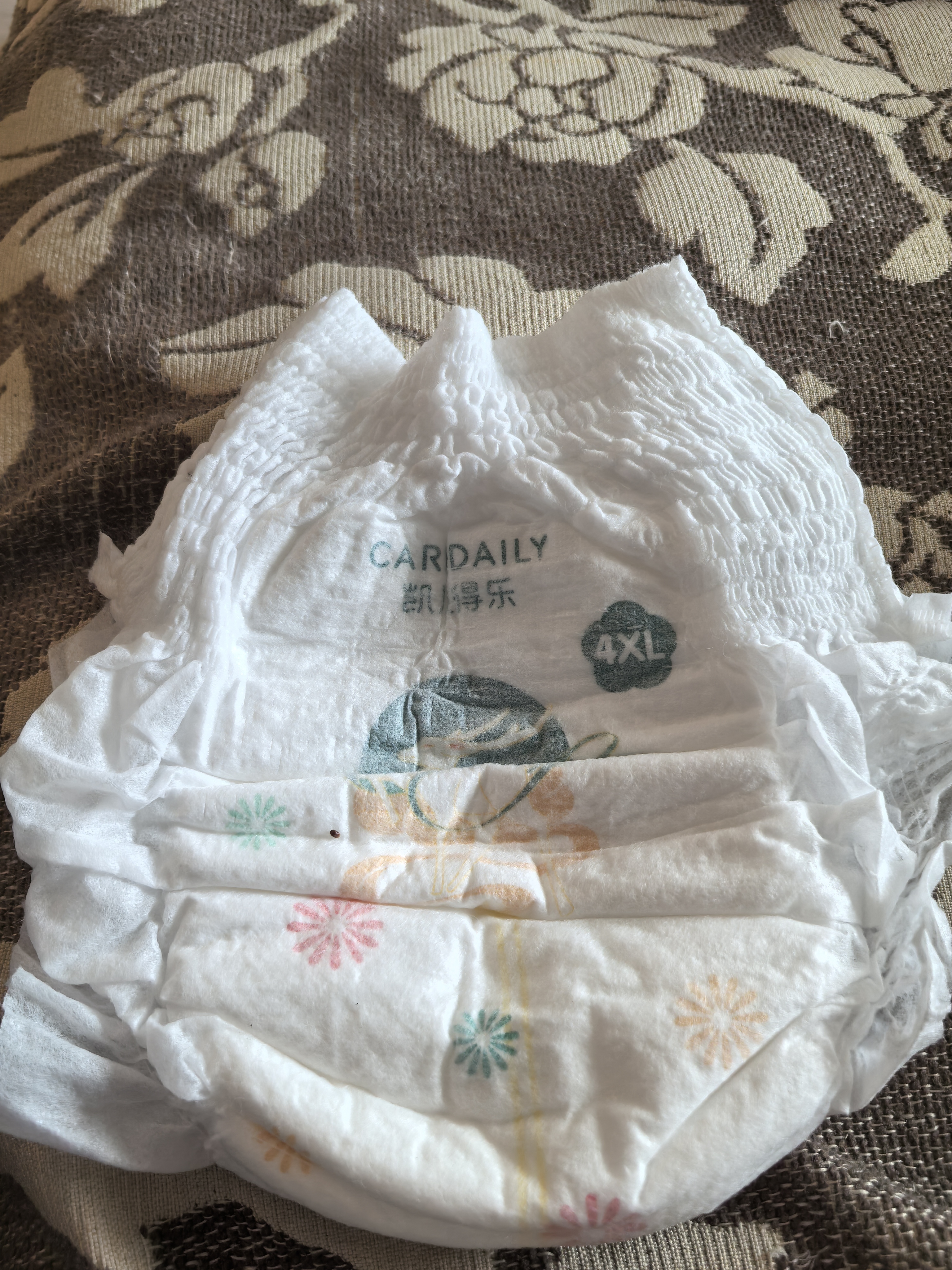 凯儿得乐 小鹿裤婴儿拉拉裤 超薄透气尿不湿大码尿裤成长裤学步裤宝宝裤 抑菌护肤-拉拉裤XXXXL码/22片/包 实拍图