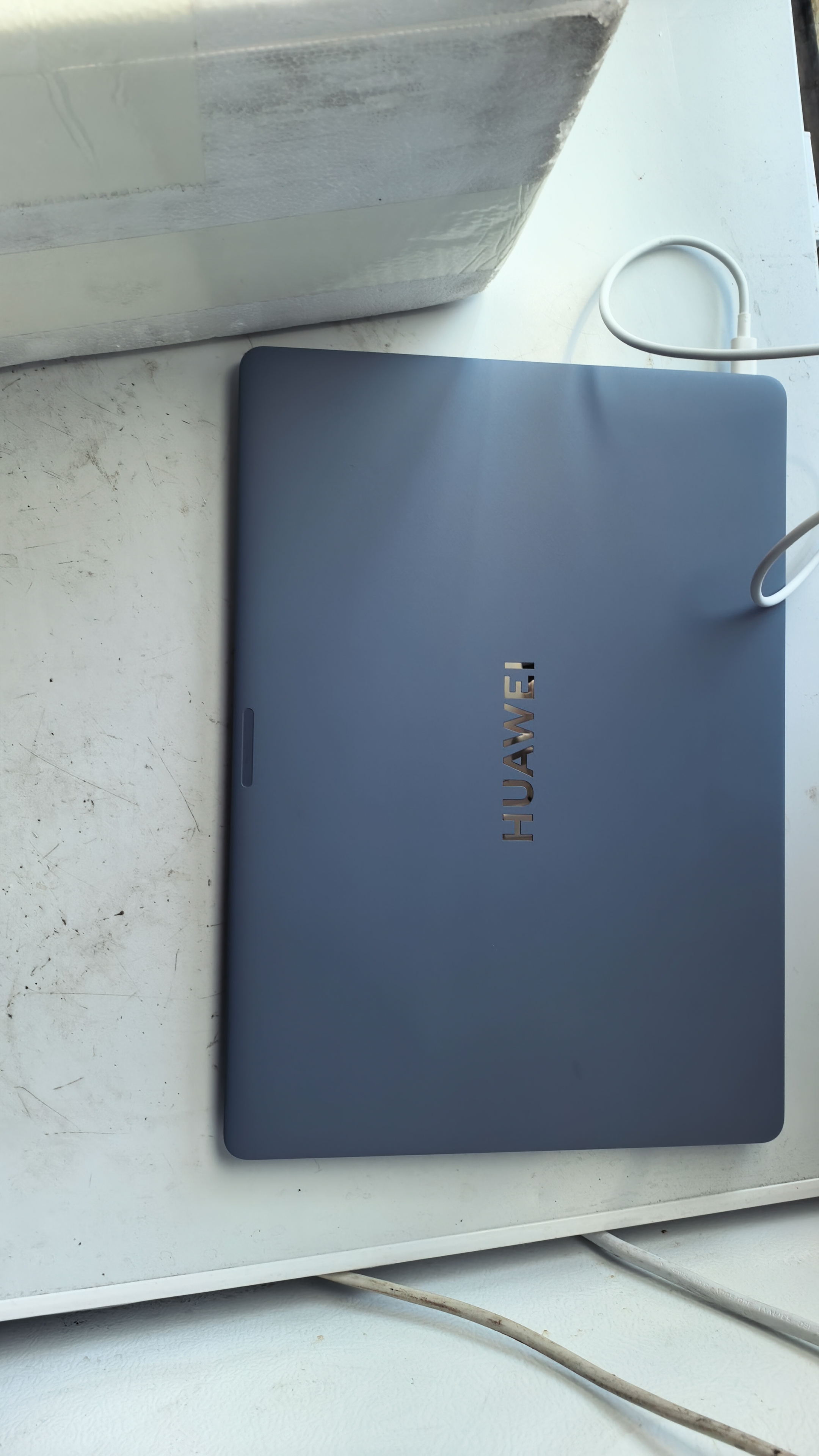 华为MateBook Pro 麒麟X90 Plus柔光版鸿蒙笔记本电脑 OLED云晰柔光屏 970g超轻薄 24GB 1TB晴蓝 实拍图