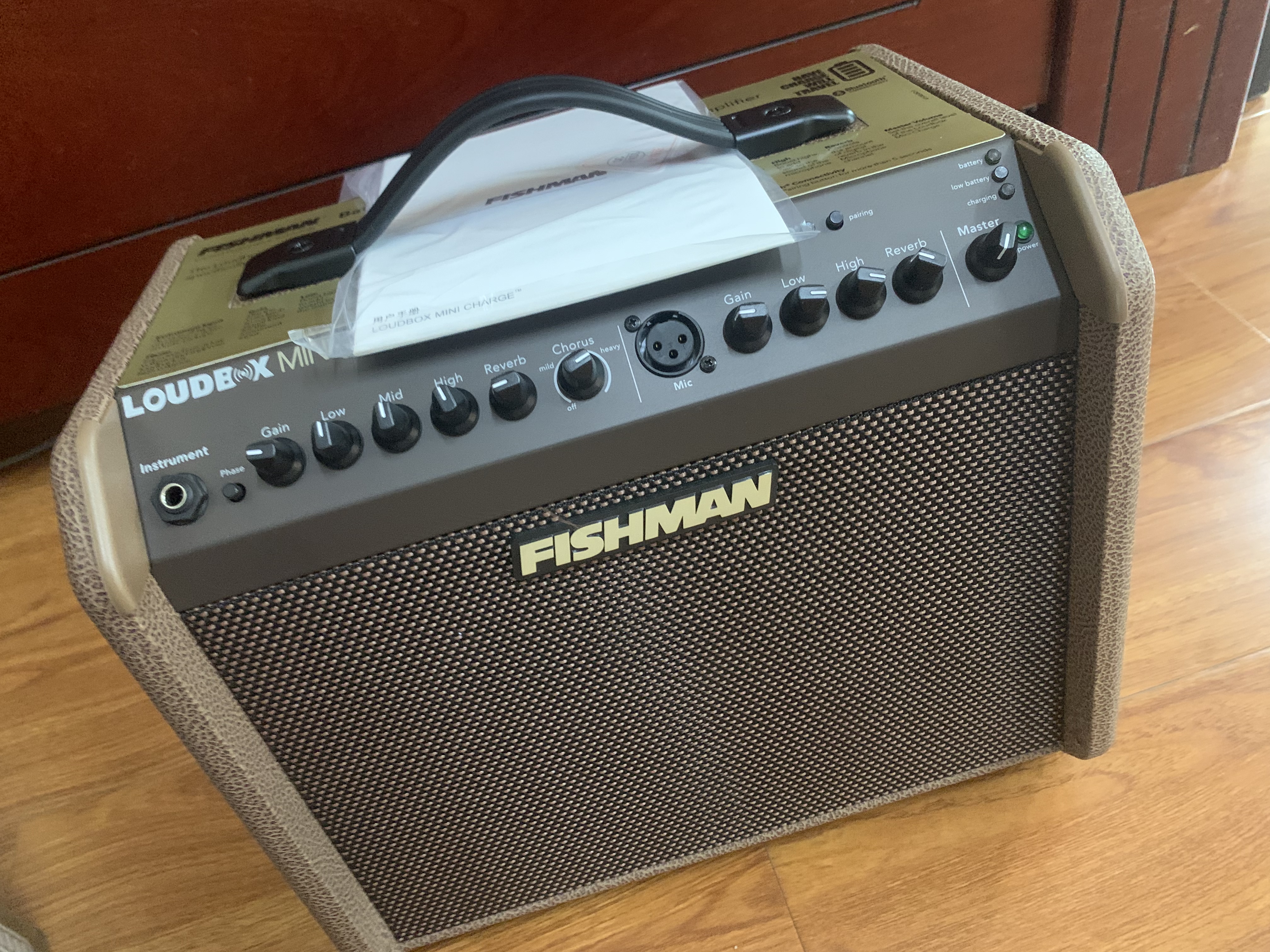 FISHMAN渔夫弹唱Loudbox木吉他户外唱歌路演电吹管直播内录原声乐器音响 60w可充电款(mini charge) 官方标配 实拍图