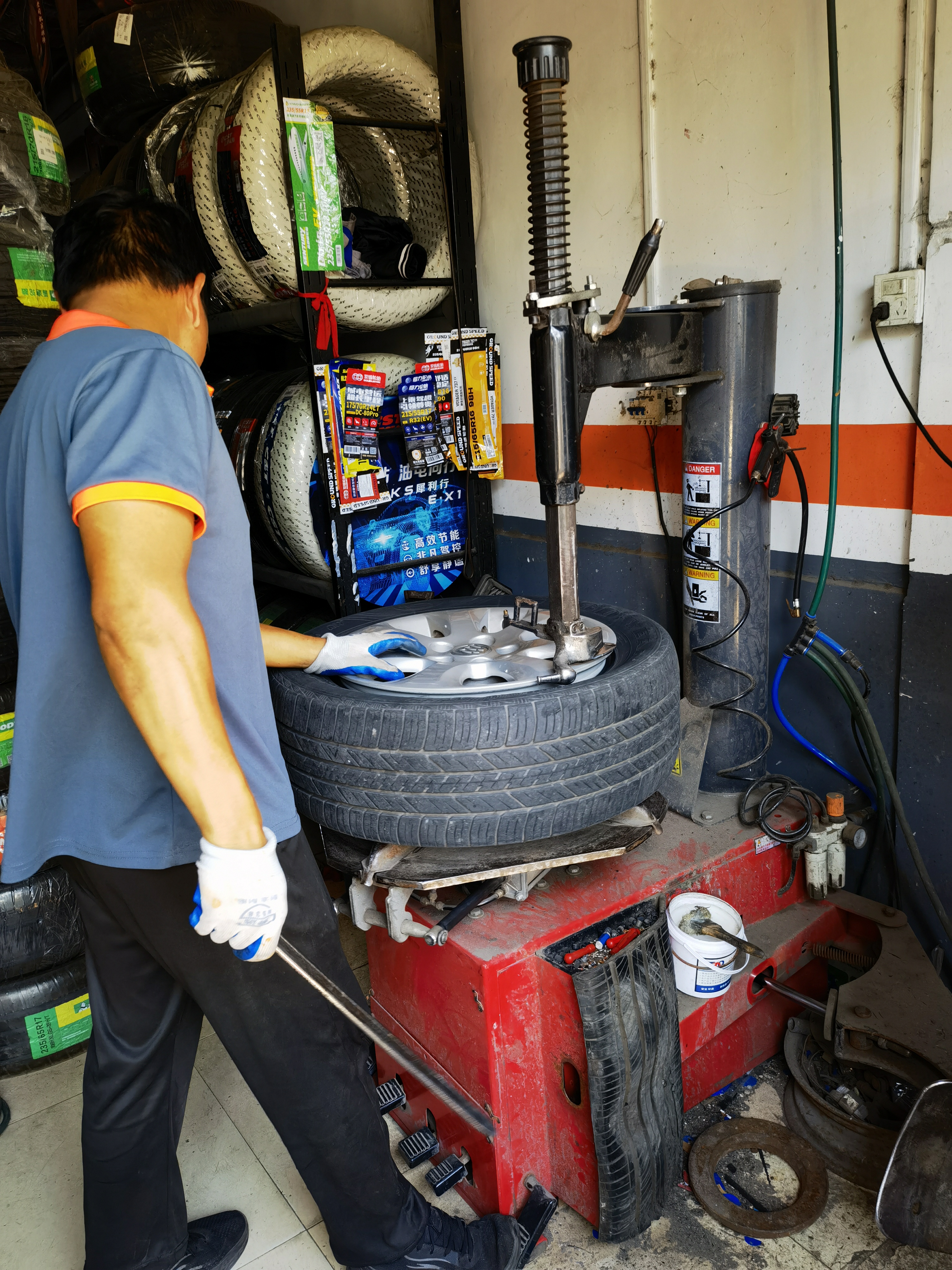 固特异（Goodyear）汽车轮胎 225/55R17 97V ACT 御乘三代 原配迈腾(ICE/PHEV) 实拍图