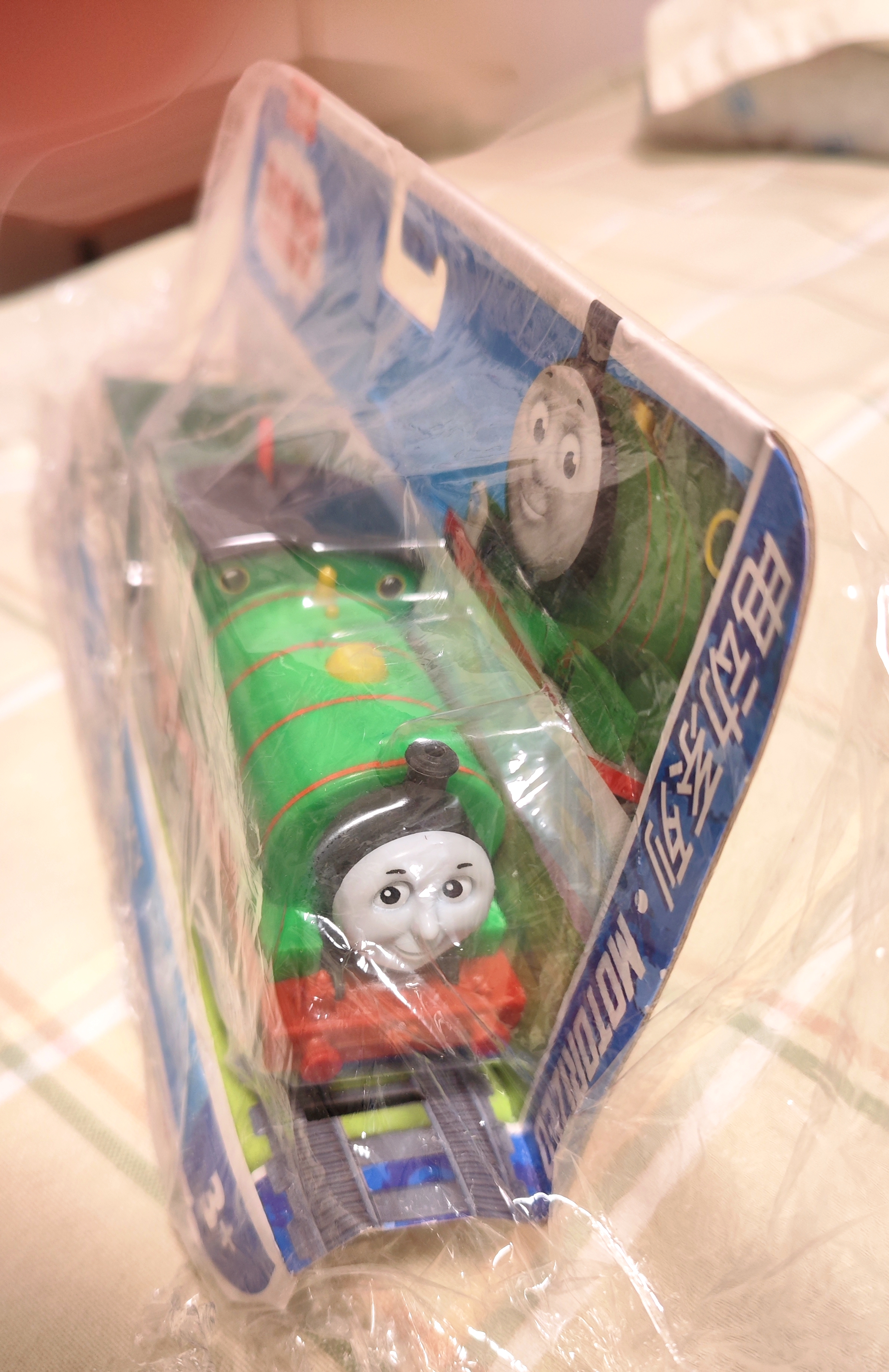【准新品】托马斯&朋友 （THOMAS&FRIENDS）(随机1辆)生日礼物玩具火车-收藏款电动火车HFX93 实拍图