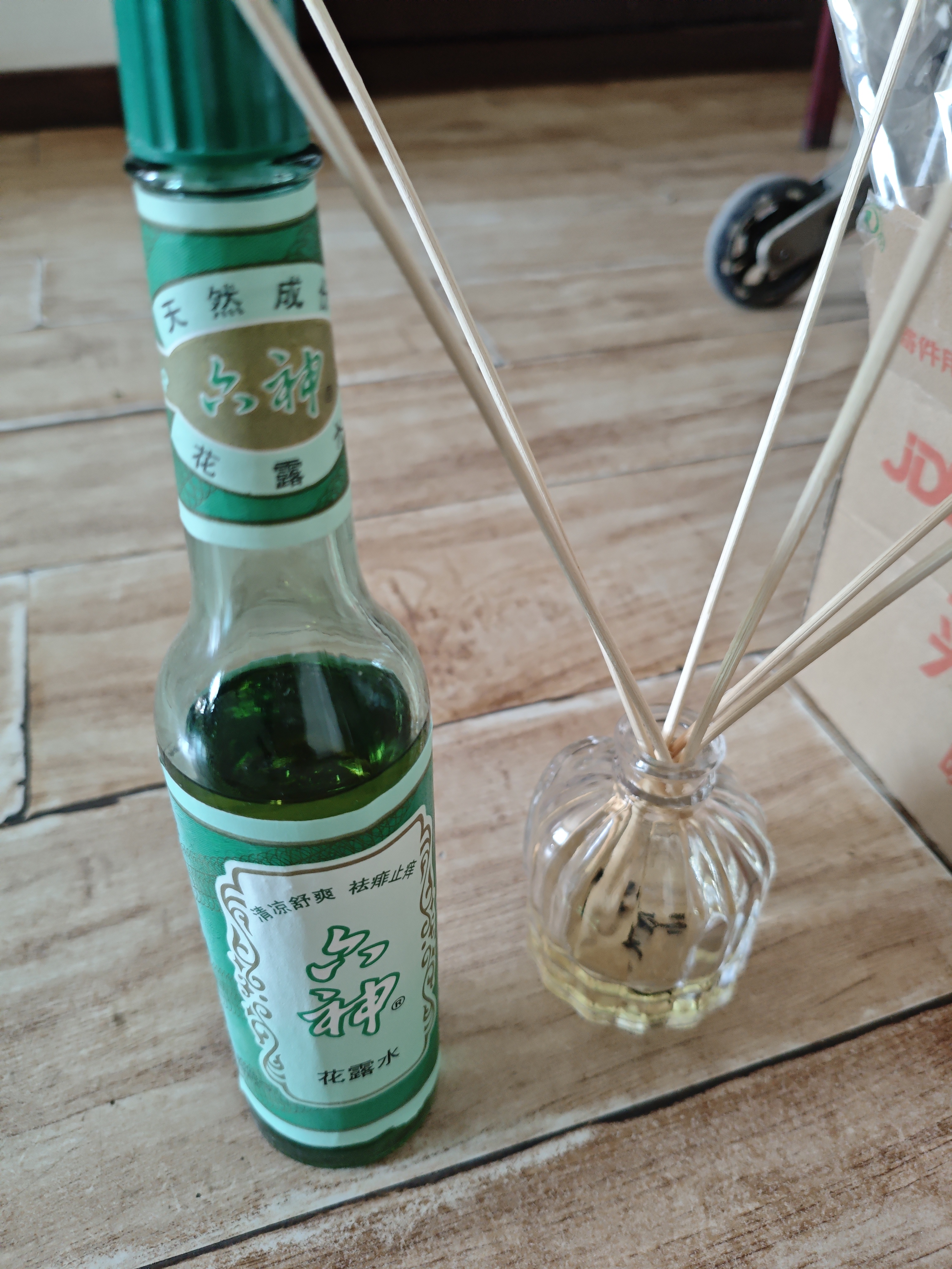 六神【经典玻璃瓶】舒缓止痒花露水195ml*5   清凉舒爽 祛味 经典原香 实拍图