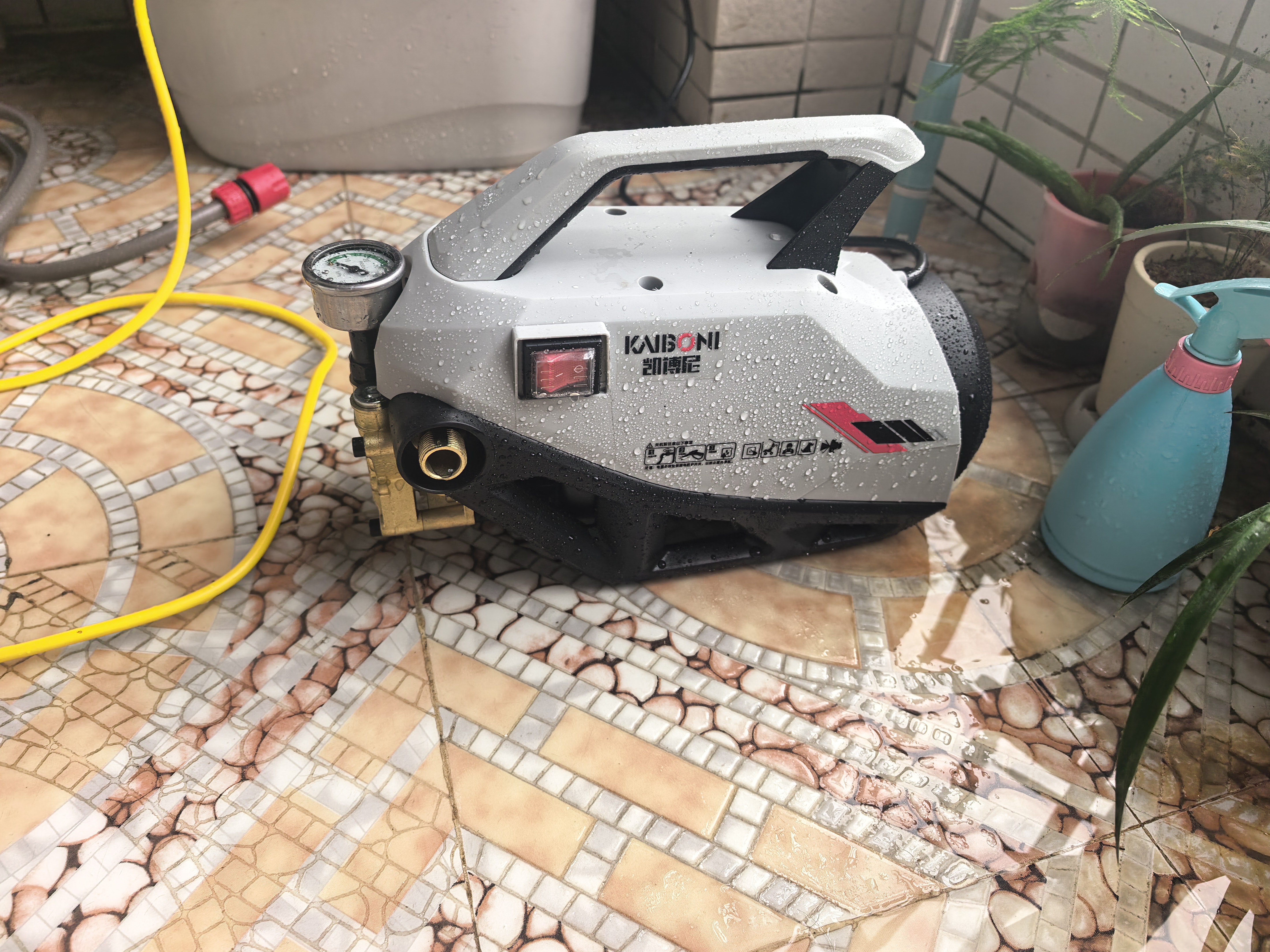 凯博尼（KAIBONI）高压洗车机 家用便携清洗220V强力洗地冲水洗车泵神器 实拍图