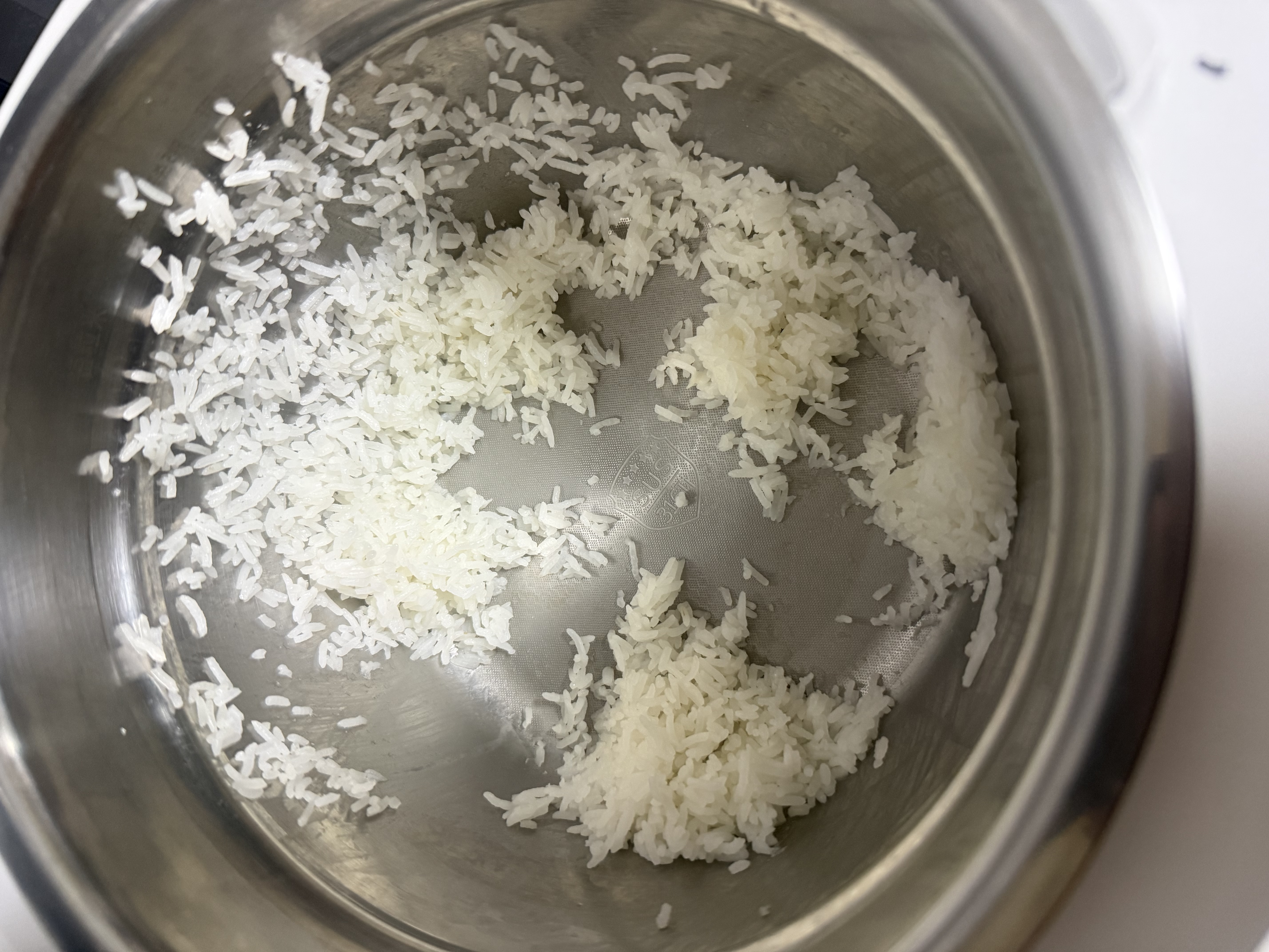松下（Panasonic）【国家补贴】饭光光PRO钛电饭煲钛内胆微压IH家用0涂层电饭锅4-5人316不锈钢一级能效SR-HXT152 实拍图