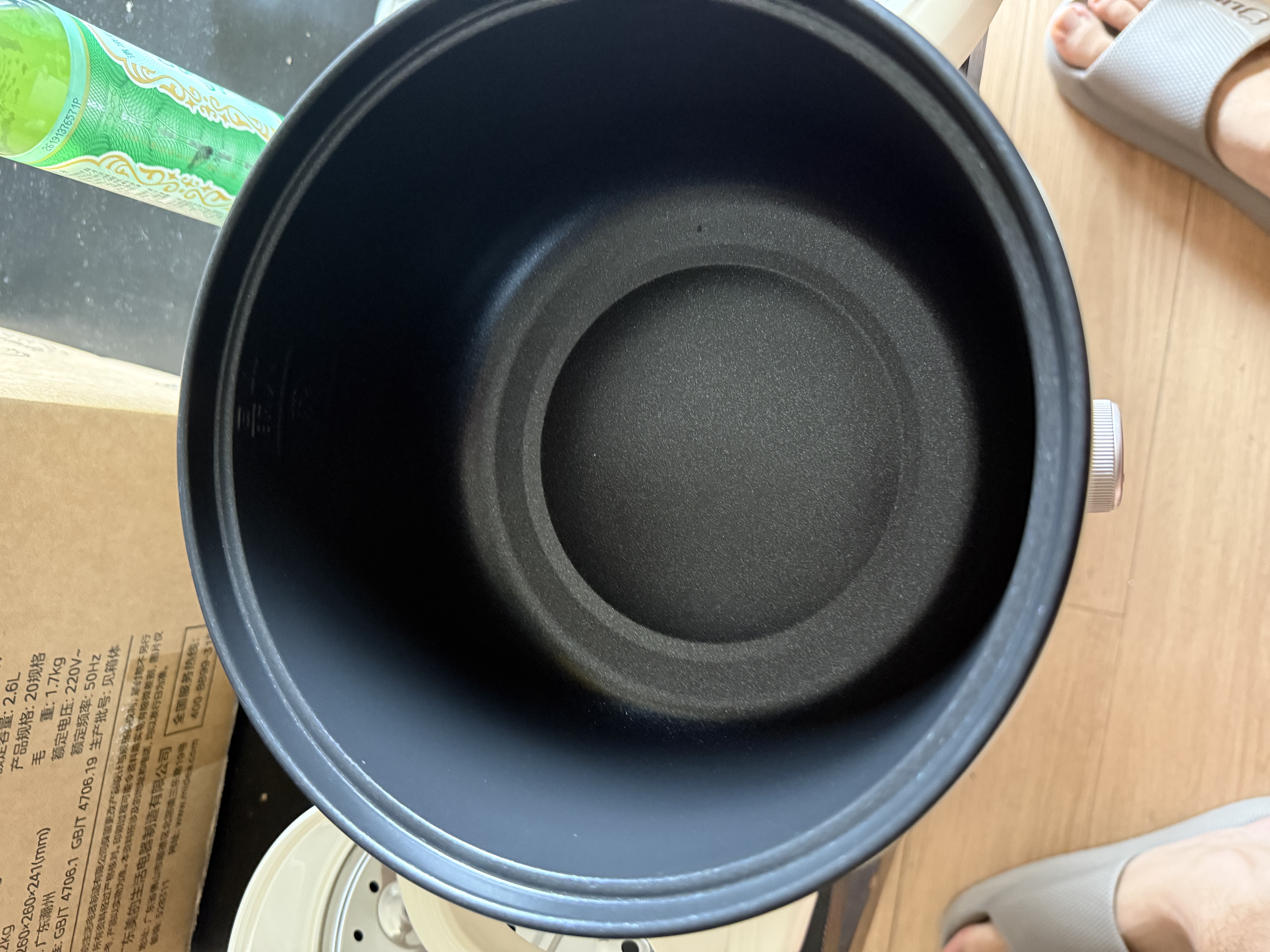 美的（Midea）电煮锅 泡面火锅宿舍小电锅 电蒸锅 多功能家用电热锅 2.6L蒸煮一体 小型2-3人用 配带蒸笼XZE2076 实拍图