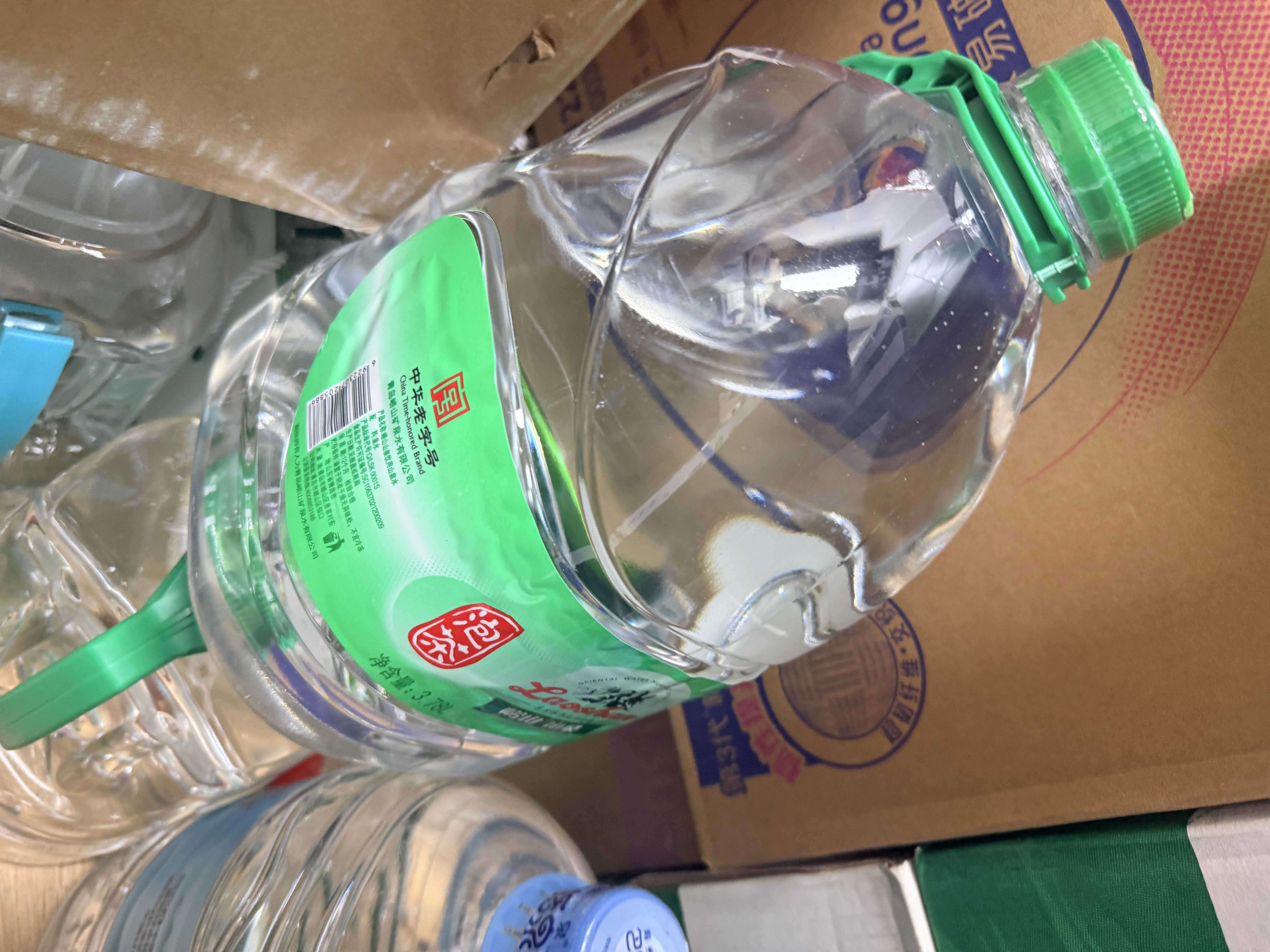 寿乡第一泉巴马活泉 天然弱碱性矿泉水 活泉饮用水 4.7L*4瓶 整箱 弱碱水 实拍图
