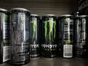 可口可乐（Coca-Cola）魔爪 Monster 原味 能量风味饮料 功能饮料 330ml*24罐运动饮料 实拍图
