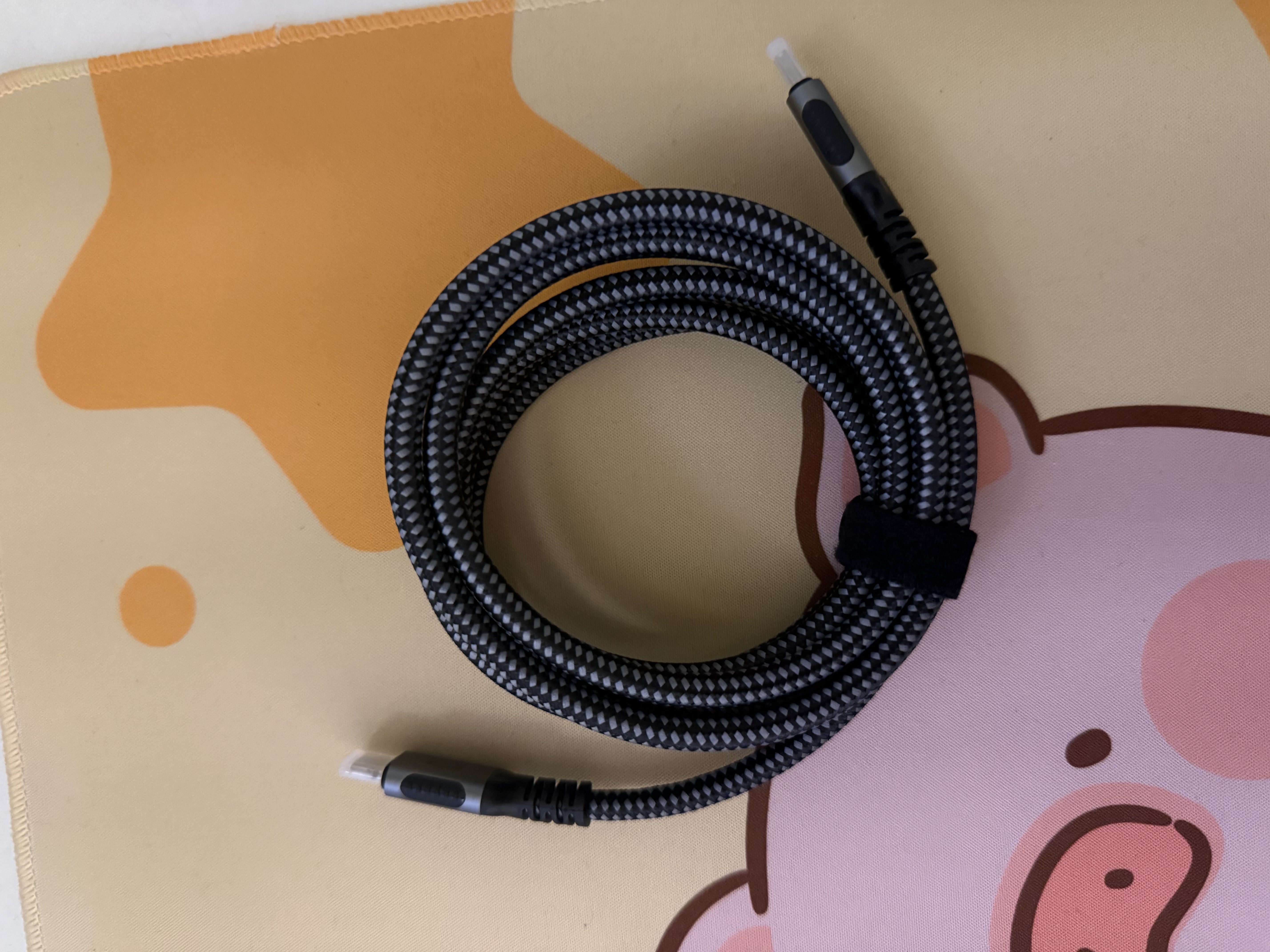 海备思 USB4数据线全功能兼容雷电4视频线双头type-c快充PD240w充电线40Gbps适用iPhone17手机笔记本电脑 实拍图