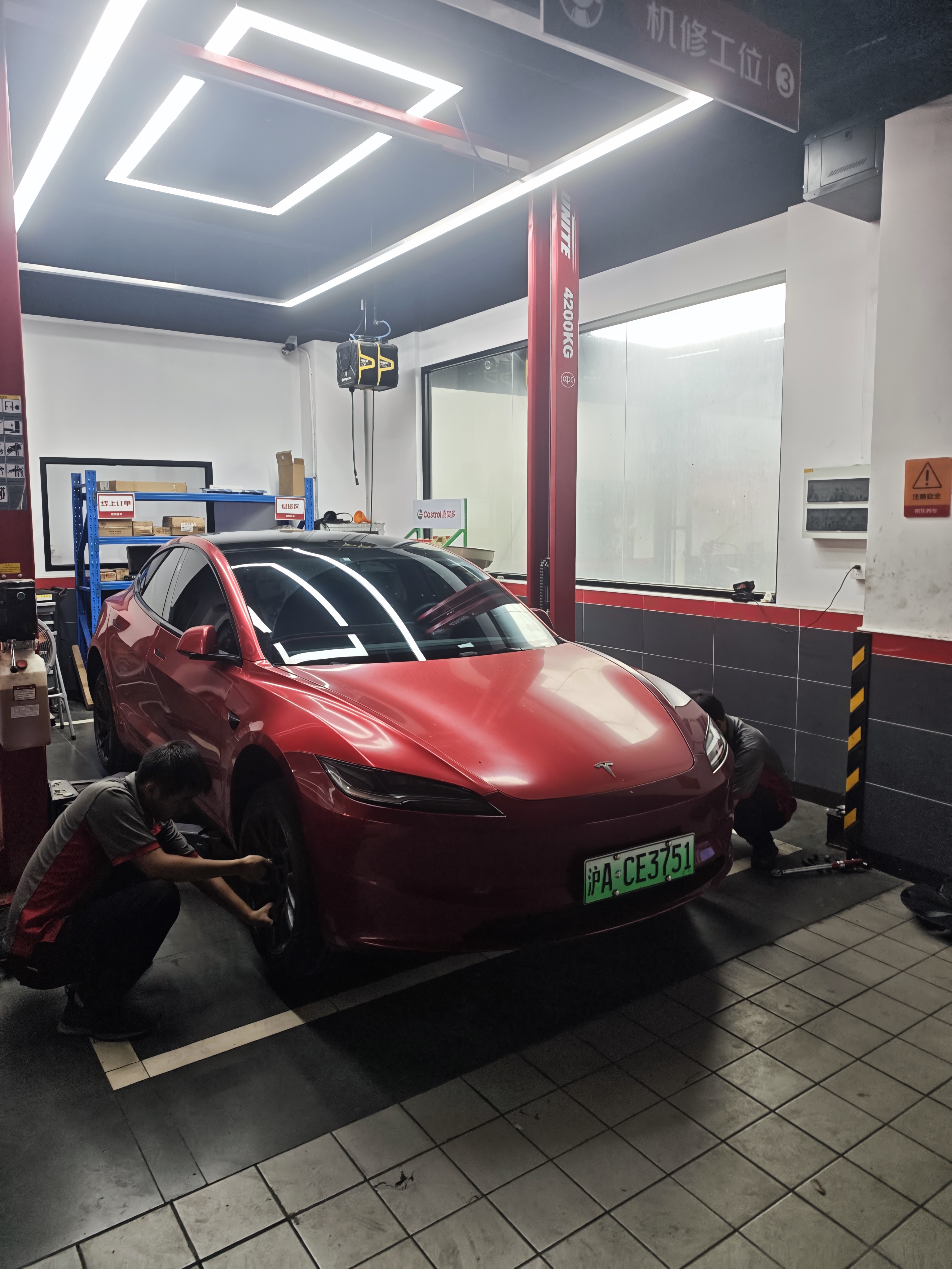 双星JUOGO静音棉轮胎 235/45ZR18 98W X51 适配Model 3/大众帕萨特 实拍图