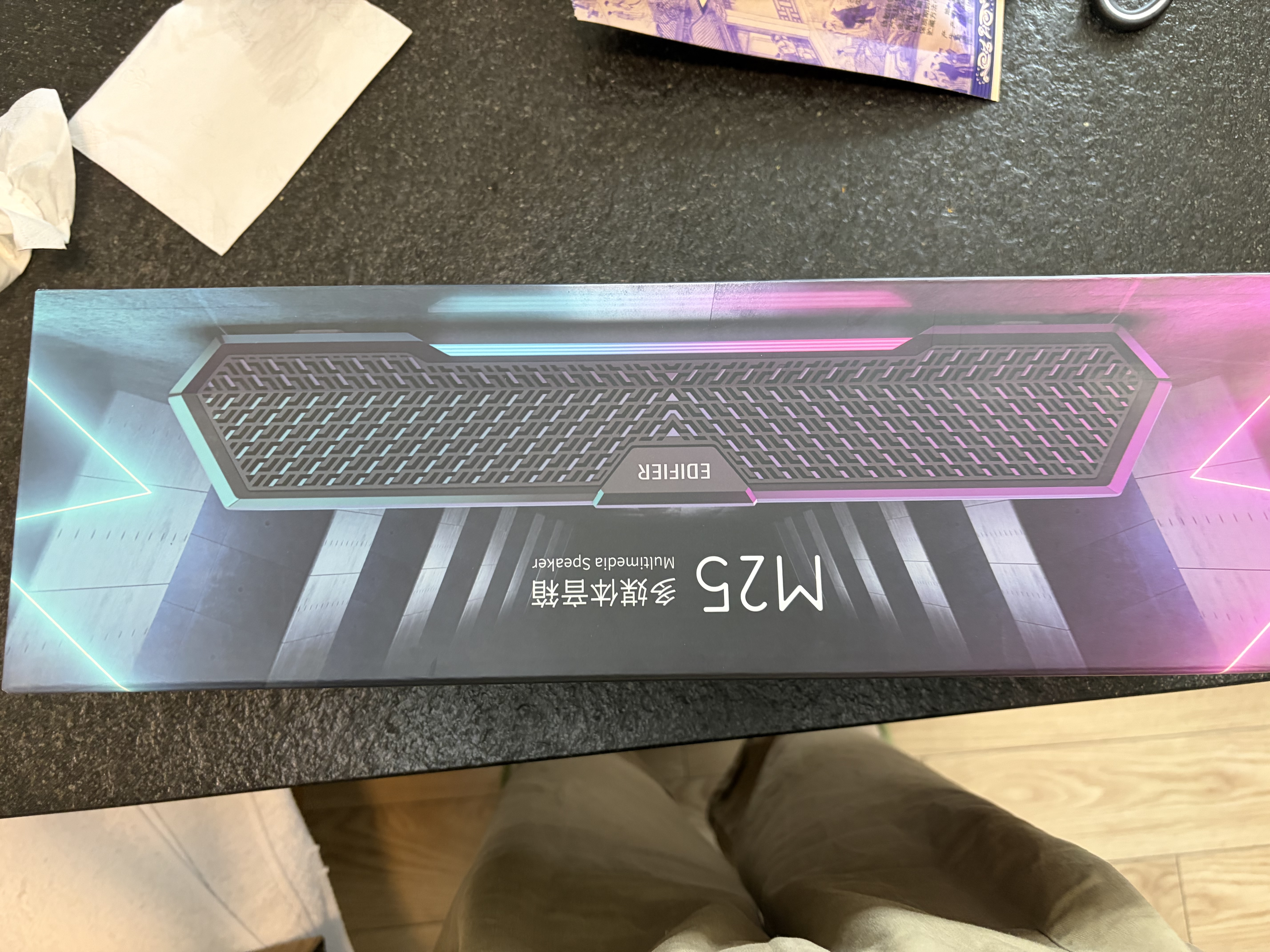 漫步者（EDIFIER）M25 一体式电脑音响 家用桌面台式机笔记本音箱 RGB悬浮灯效 高保真 黑色 实拍图