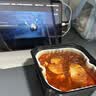 海底捞自热火锅 方便速食出游野餐便携无需热水 麻辣小酥肉火锅275g 实拍图