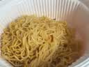 康师傅 方便面 大食桶酸菜牛肉桶面159g*12 泡面整箱速食 方便食品 实拍图