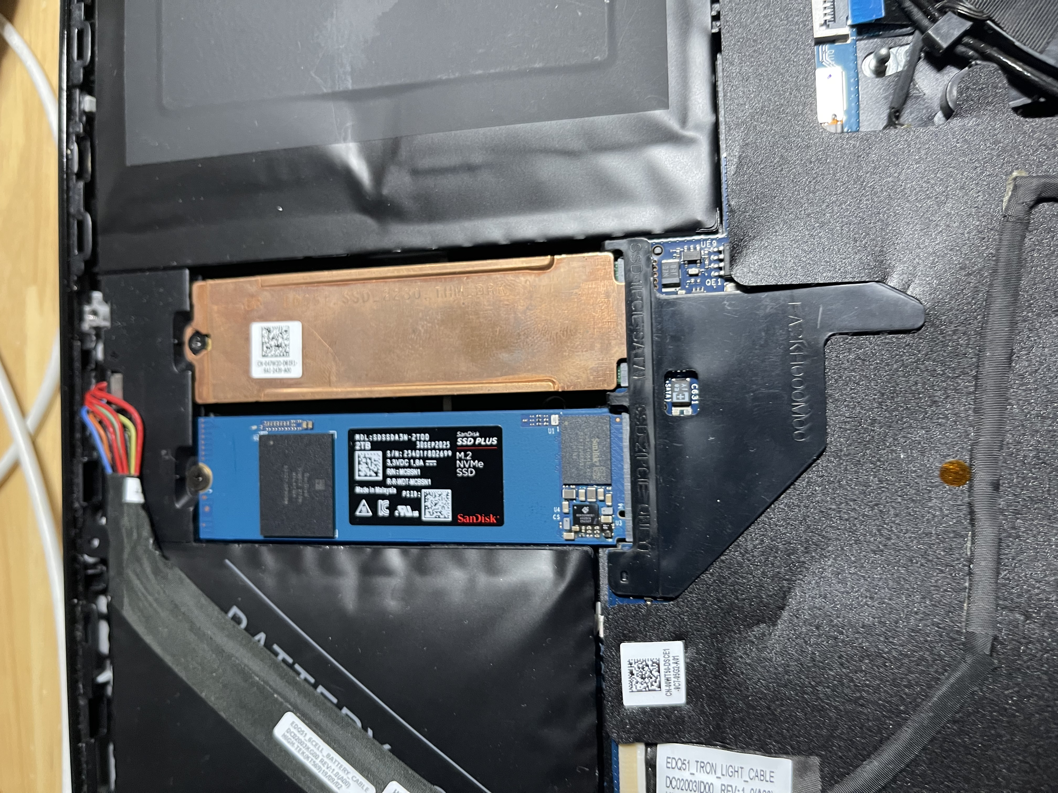 Sandisk闪迪2TB SSD固态硬盘3200MB/s读速PLUS性能加强M.2接口NVMe协议PCIe3.0高速笔记本电脑大容量扩容2280 实拍图
