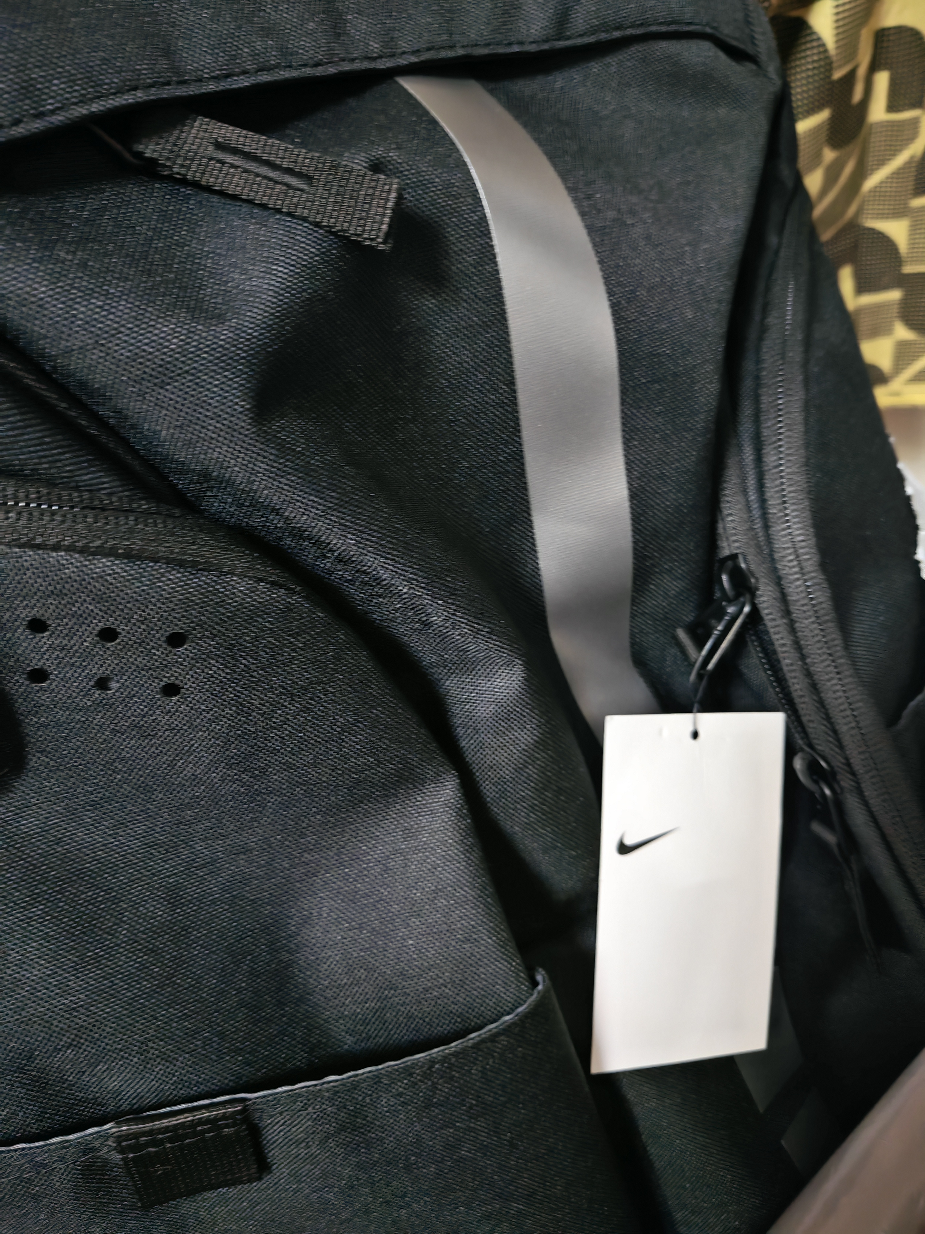 耐克NIKE男女双肩包 大容量 电脑包旅行包BA5554-011黑 MISC 实拍图