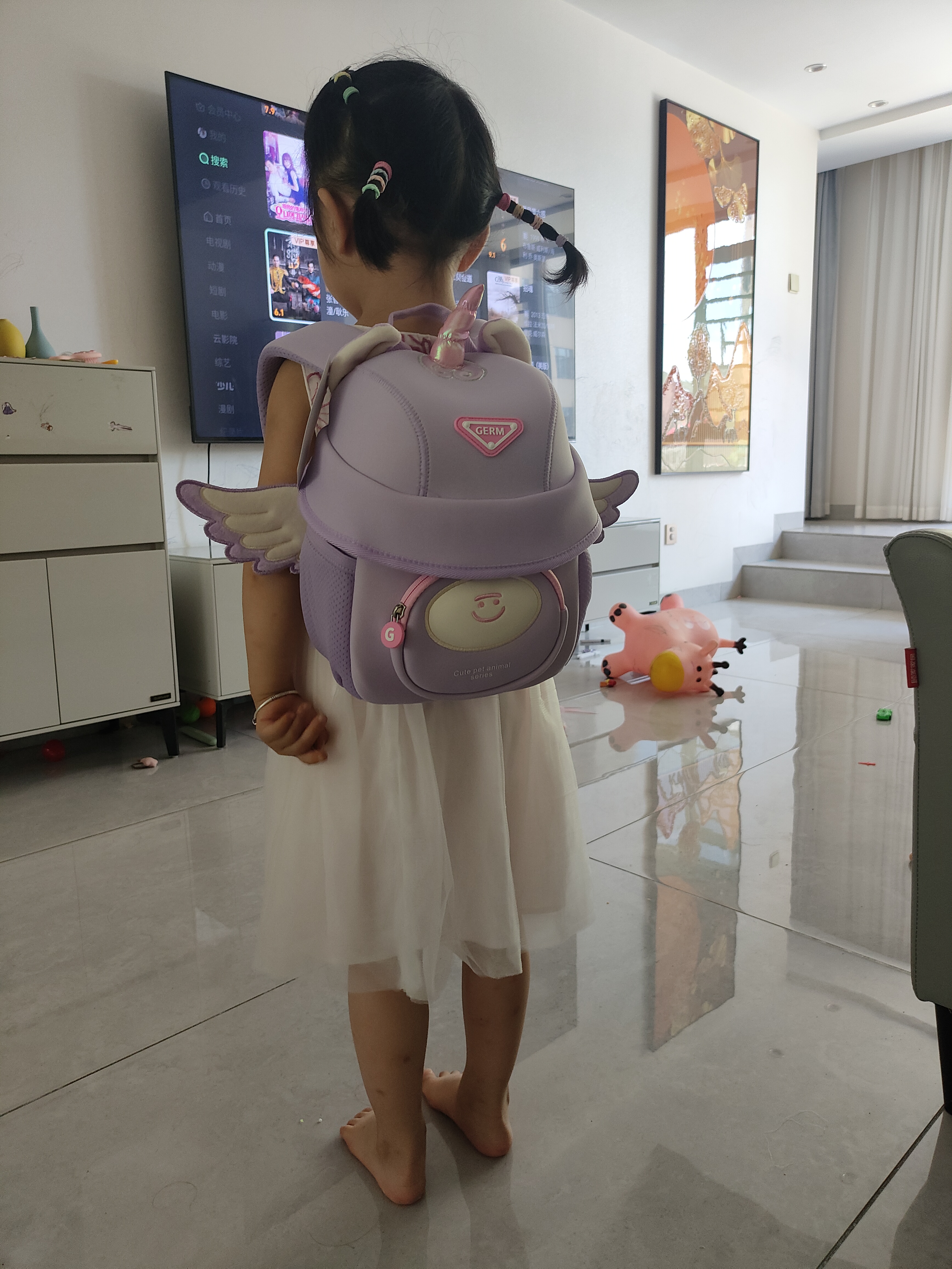 格米（germ）儿童书包幼儿园背超轻出游女童女孩动物小背包 角角兽 实拍图
