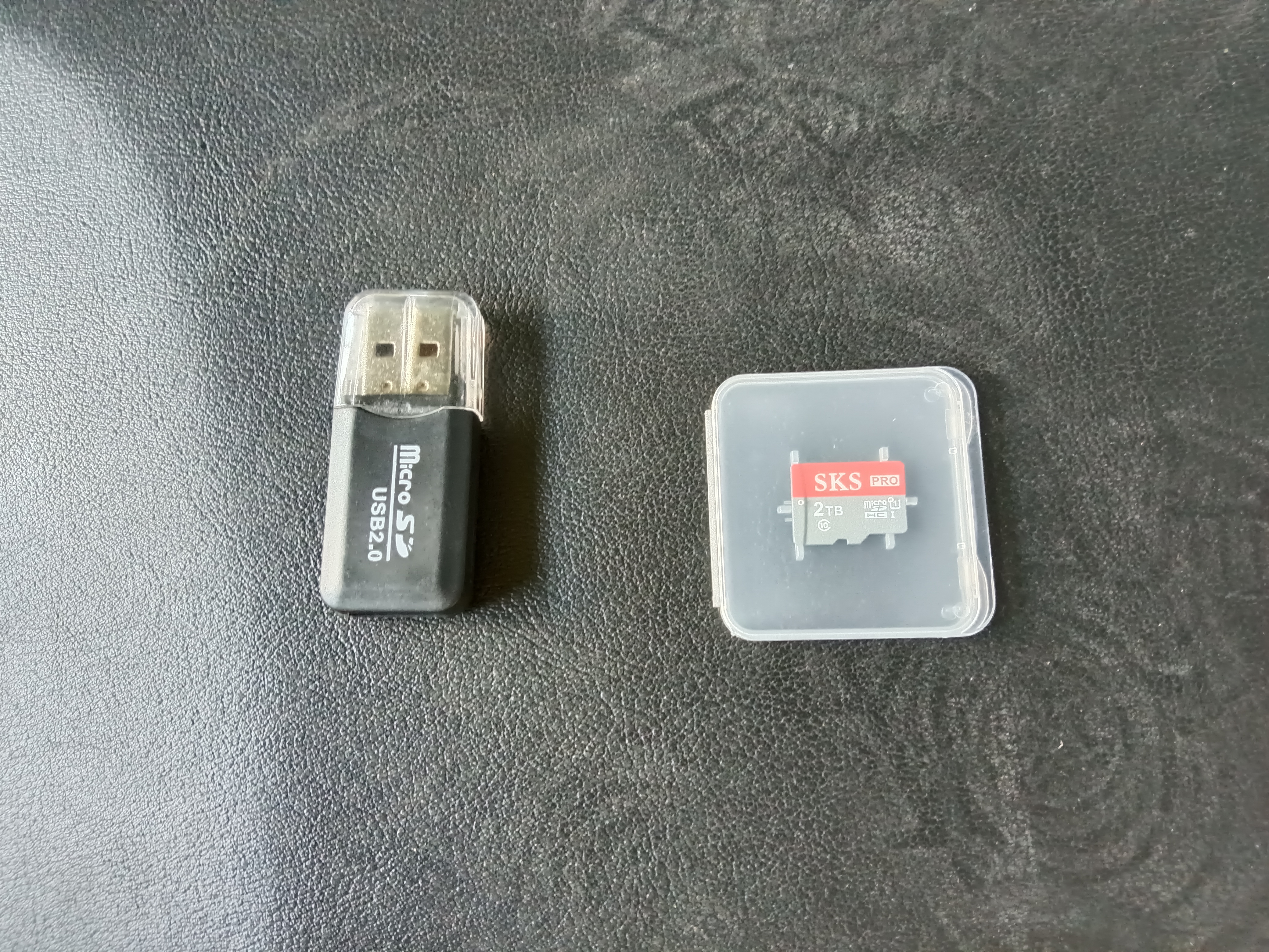 512g高速通用tf内存卡录像机监控储存行车记录仪监控摄像头microSD 2T高速通用+读卡器+SD卡套 实拍图