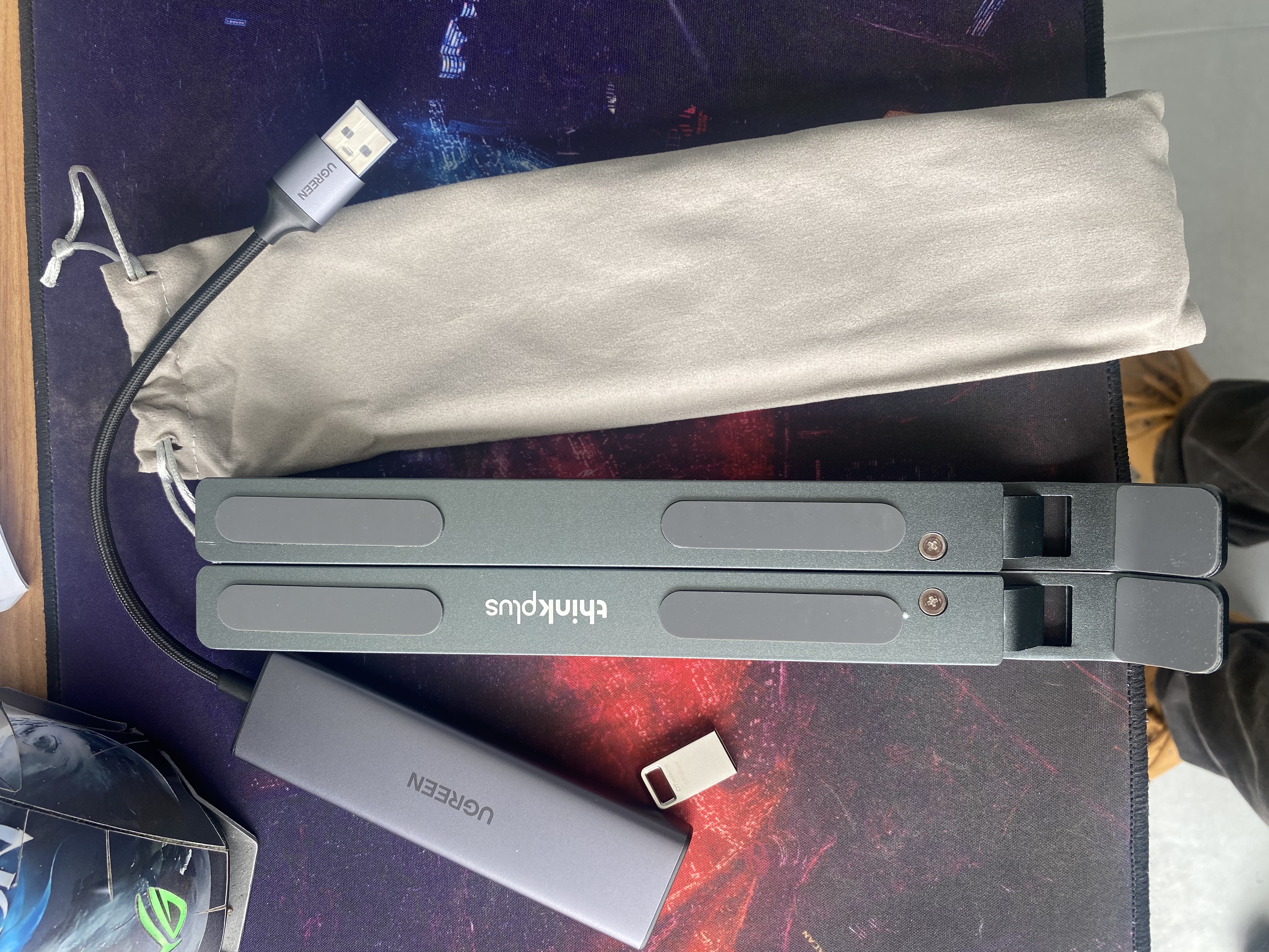 金士顿（Kingston）128GB USB3.2 Gen1 U盘 DTMC3G2 银色金属 迷你型车载U盘 大容量U盘 读速200MB/s 优盘 实拍图