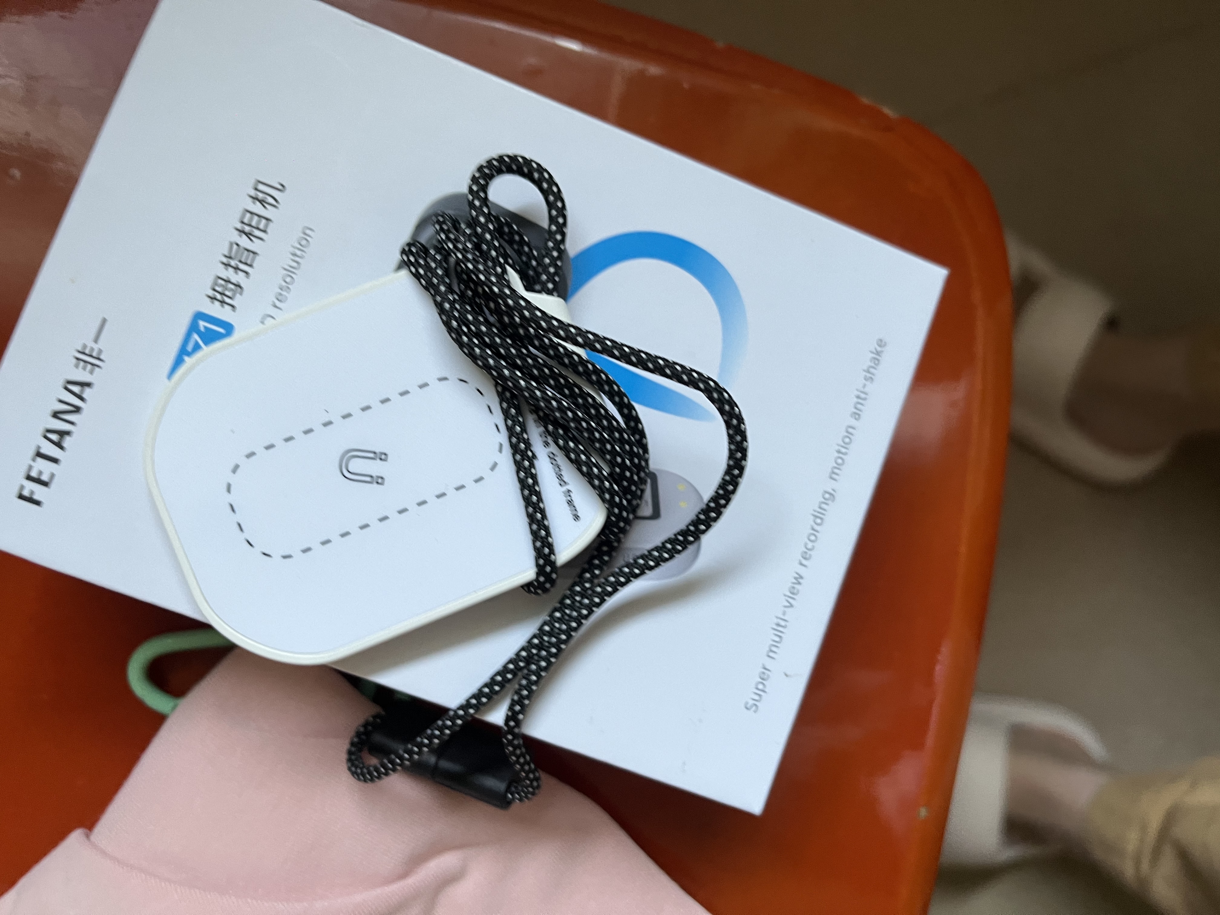 FETANA拇指运动相机高清防抖口袋相机vlog旅游手持骑行摩托车行车记录仪头盔胸前磁吸随身摄像头第一视角 MZ1白色 磁吸套装【充电仓+背夹+磁吸挂脖】 64G内存卡 实拍图