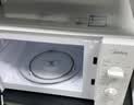 美的（Midea）快捷微波炉 家用小型 360°转盘加热 旋钮操控 易洁内胆2026新款升级（M1-L213B二代） 实拍图