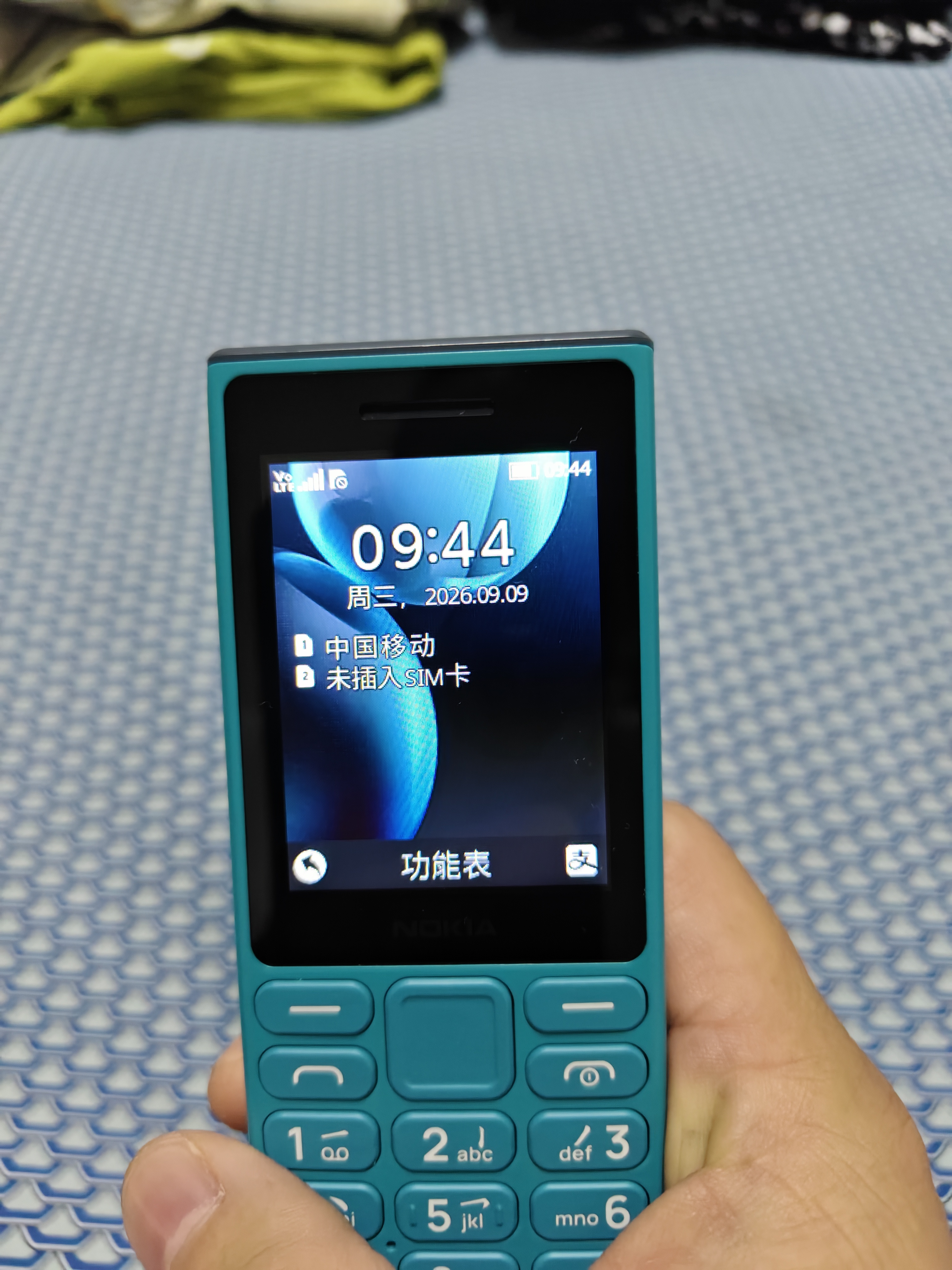 诺基亚（NOKIA）108 4G移动联通电信广电全网通 2.4英寸双卡双待 直板按键学生老人老年人功能机备用手机蓝色 实拍图