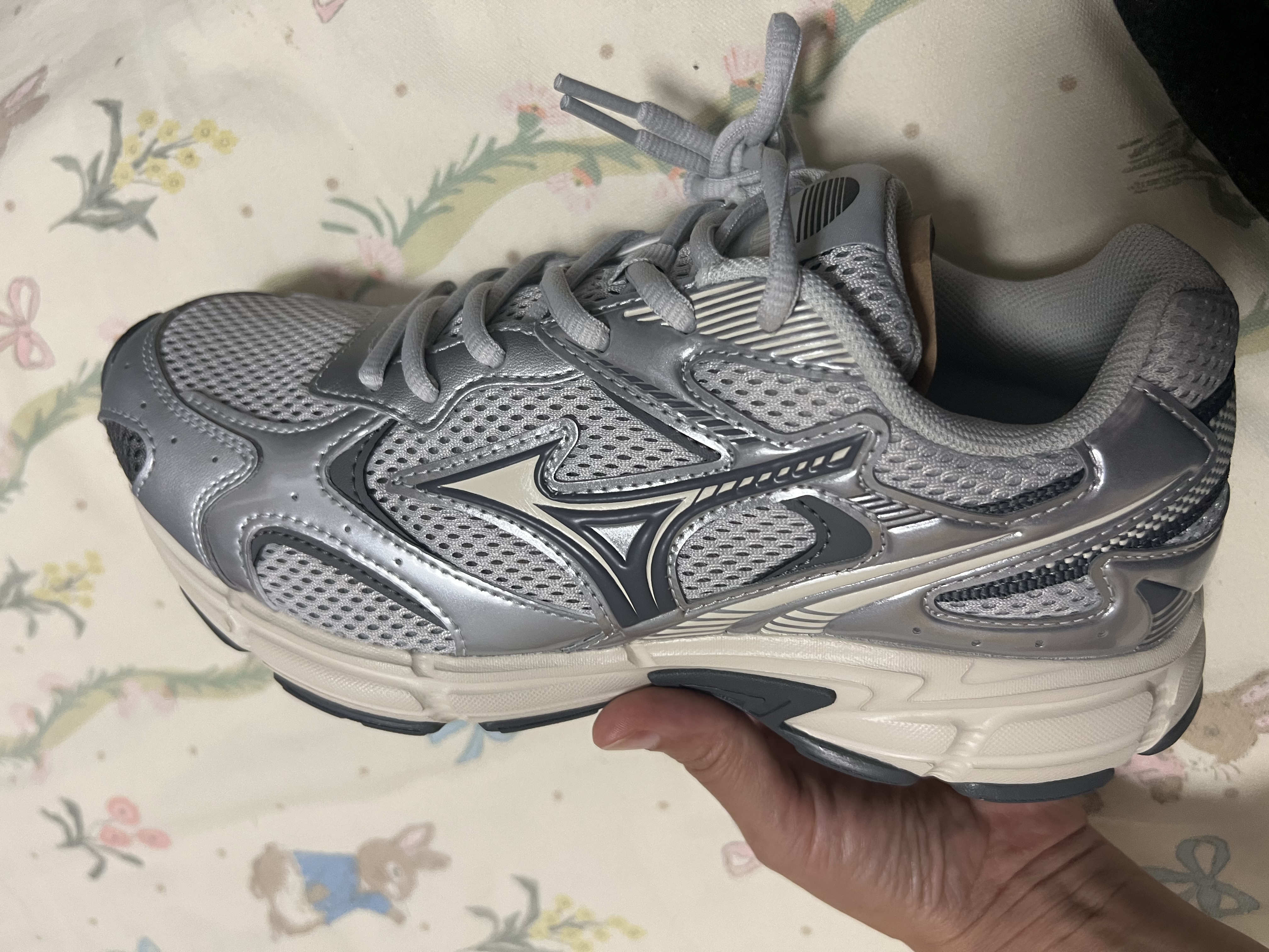美津浓（MIZUNO）男女复古跑步运动鞋 缓震耐磨 多层次拼接 SPEED 2K 38.5码 实拍图
