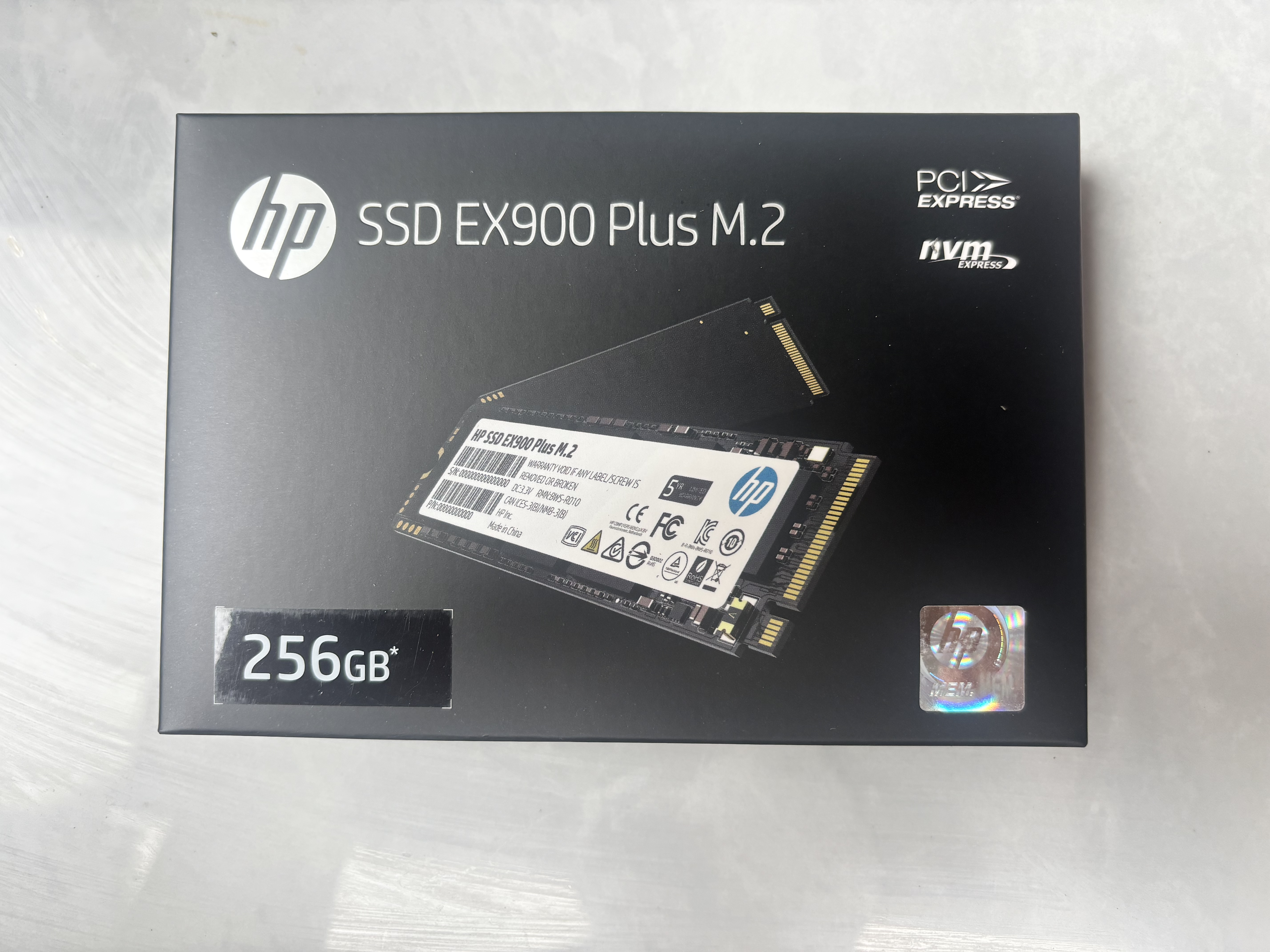 惠普（HP） 256G SSD固态硬盘 M.2接口(NVMe协议) EX900Plus系列（电竞升级版） 实拍图