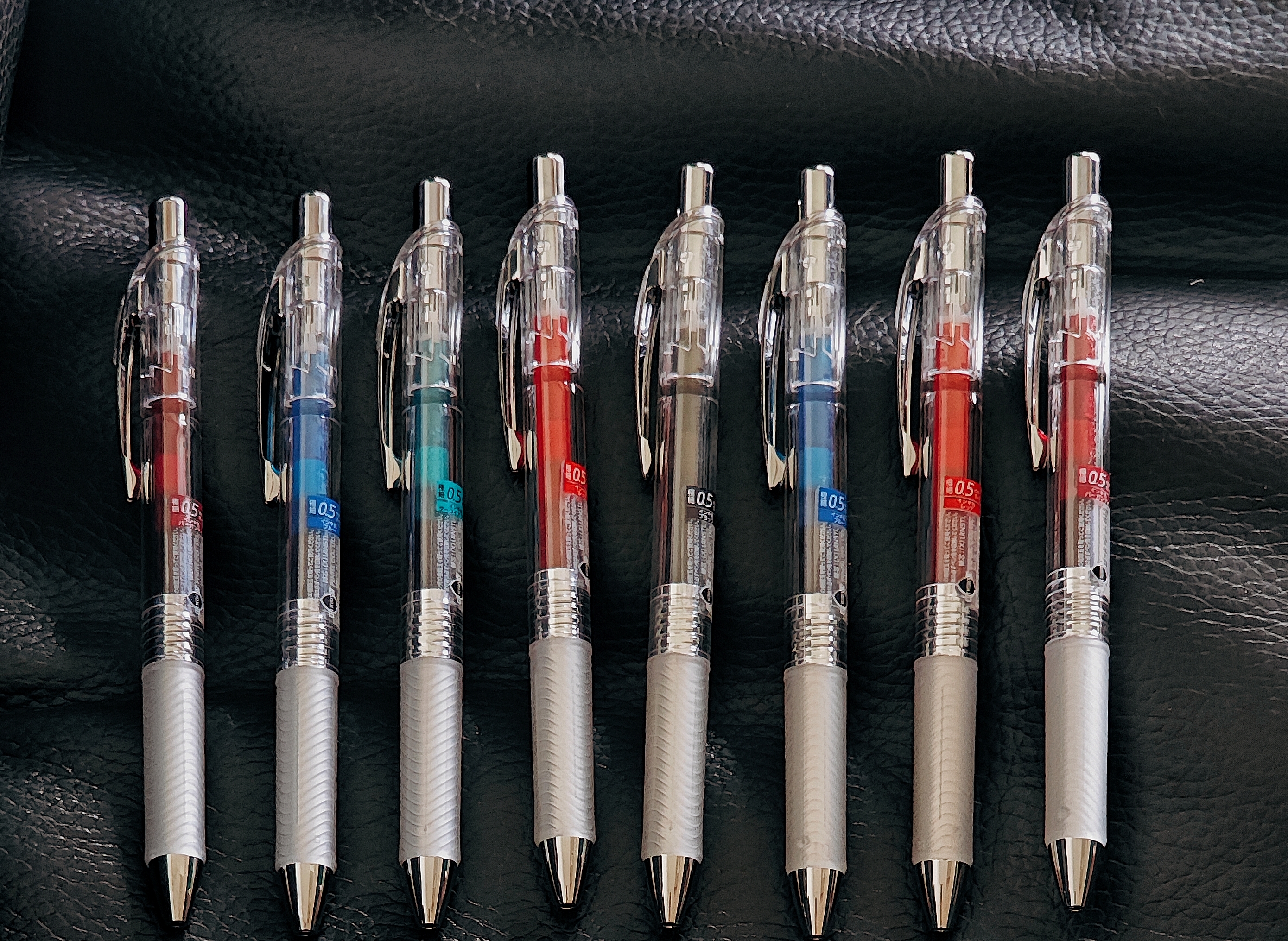 派通（Pentel ）【开学必购】BLN105按动黑色中性笔高颜值0.5mm签字笔商务学生速干水笔水性笔文具 黑色3支装 实拍图