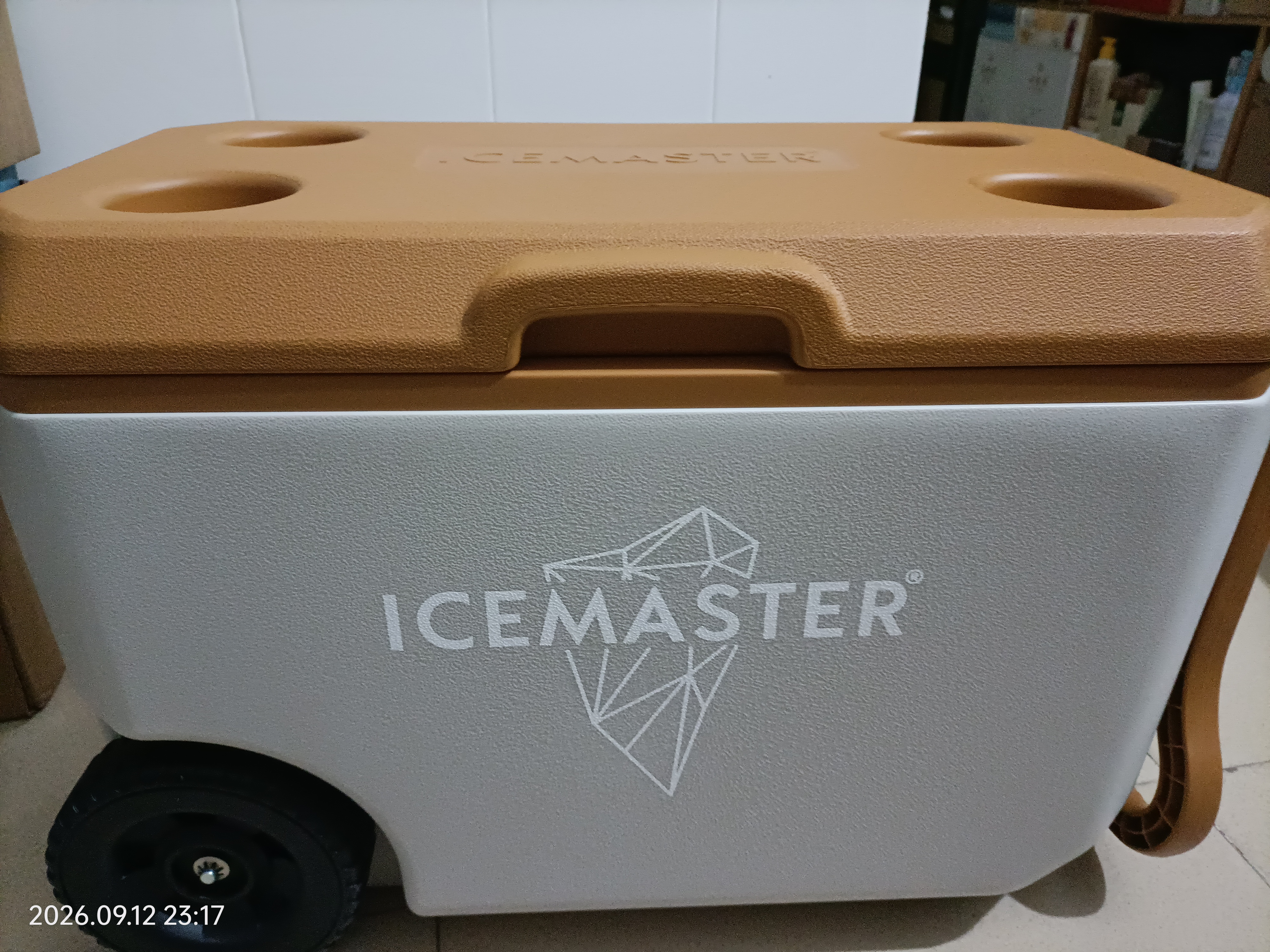 冰大师 ICEMASTER车载保温箱食品保热户外露营摆摊大容量冷藏箱带拉杆海钓箱38L 实拍图