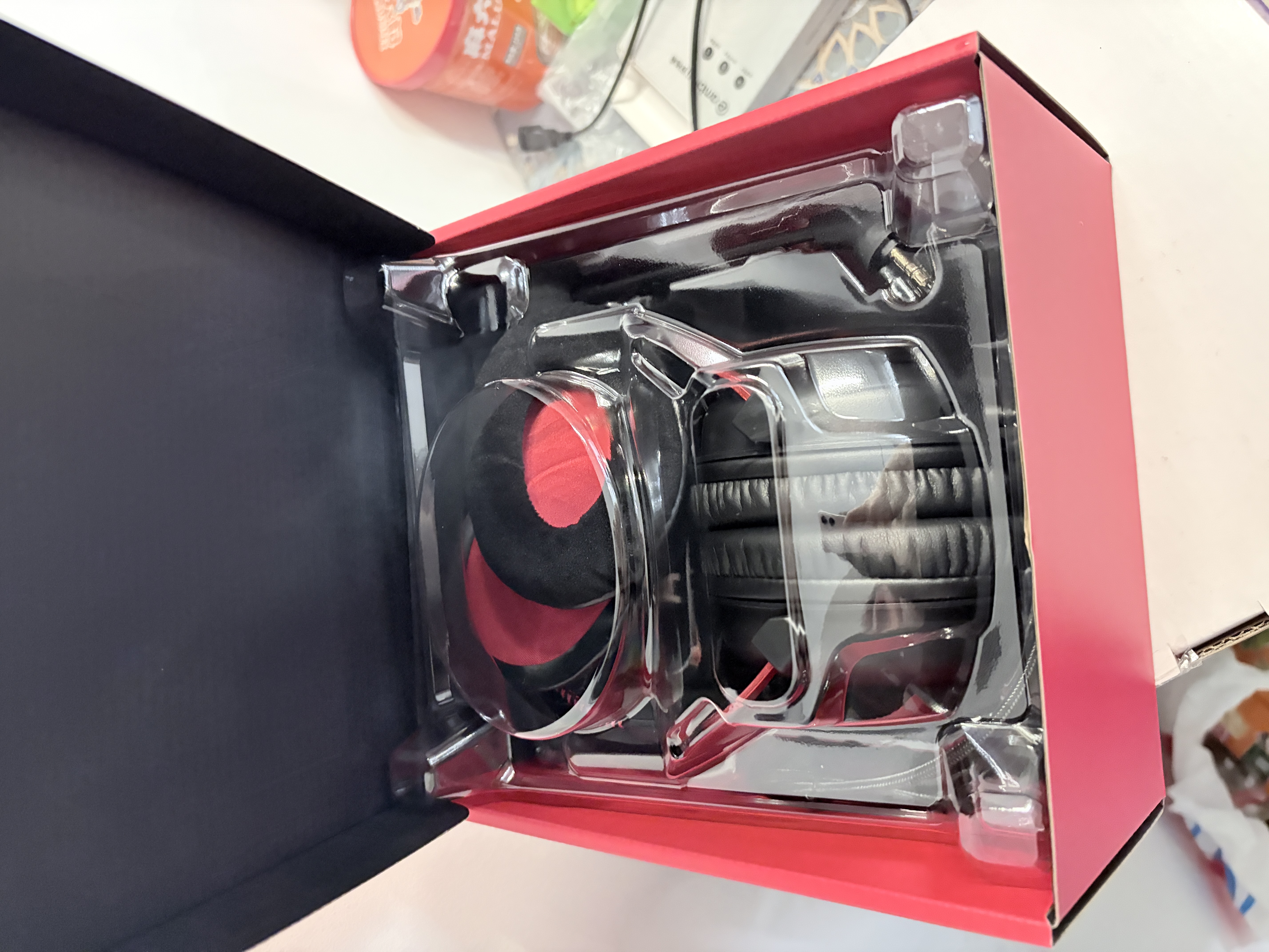 极度未知（HYPERX）飓风2飓风3系列电竞游戏耳机头戴式 fps吃鸡耳麦降噪麦克风 原金士顿cloud2电竞耳机 飓风2-黑红【7.1虚拟环绕声】 实拍图