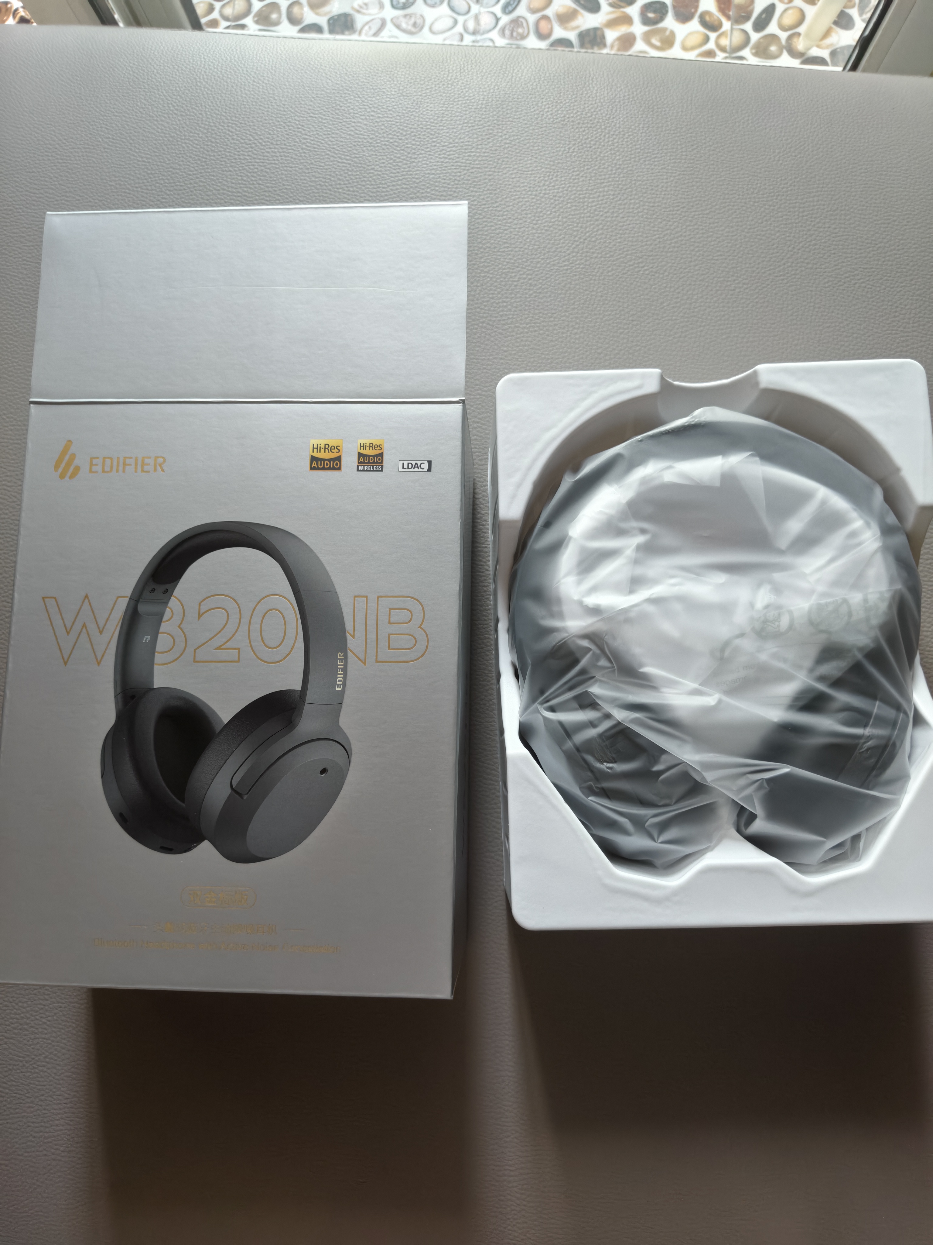 漫步者（EDIFIER）W820NB双金标版 头戴式主动降噪蓝牙耳机 手机电脑笔记本耳机 雅典灰 实拍图